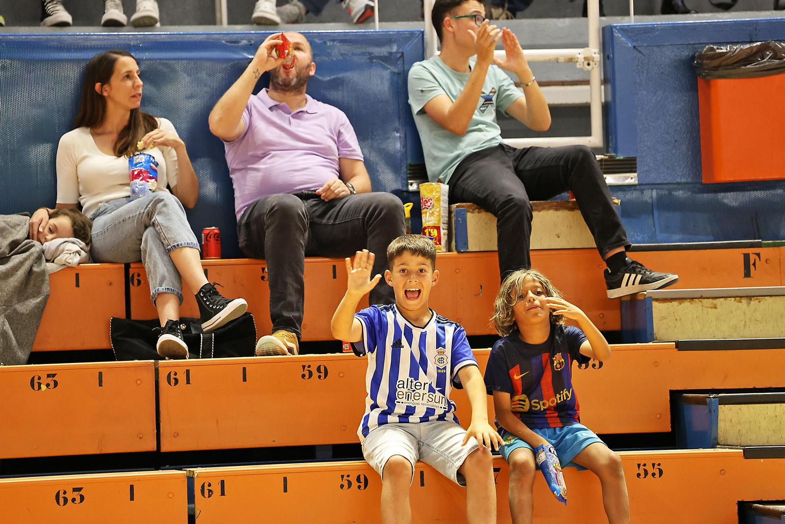 Imágenes de la final de liga de bádminton entre el IES La Orden y La RInconada