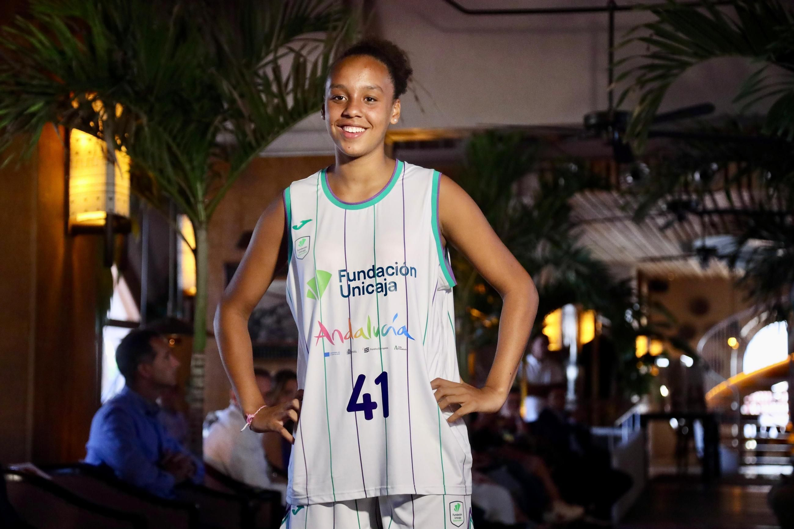 La presentación de las nuevas equipaciones del Unicaja, en fotos