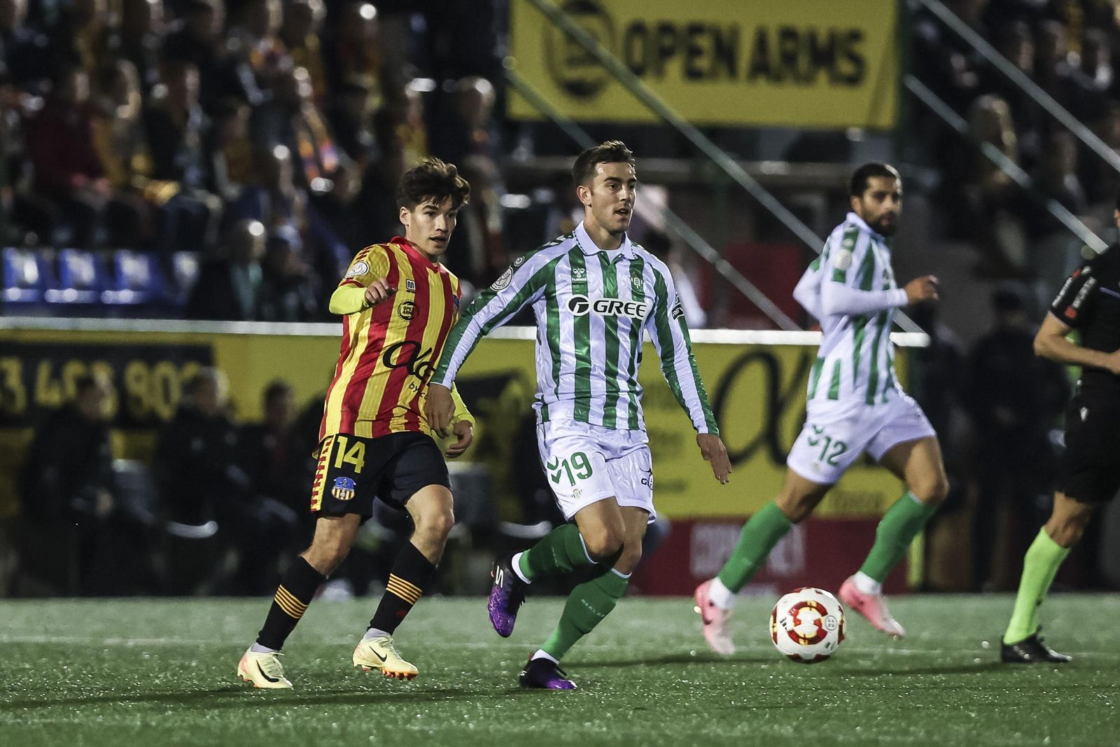 Las fotos del Sant Andreu - Betis de Copa del Rey