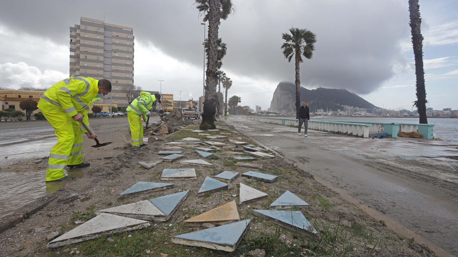 Fotos del paseo de Poniente tras el temporal