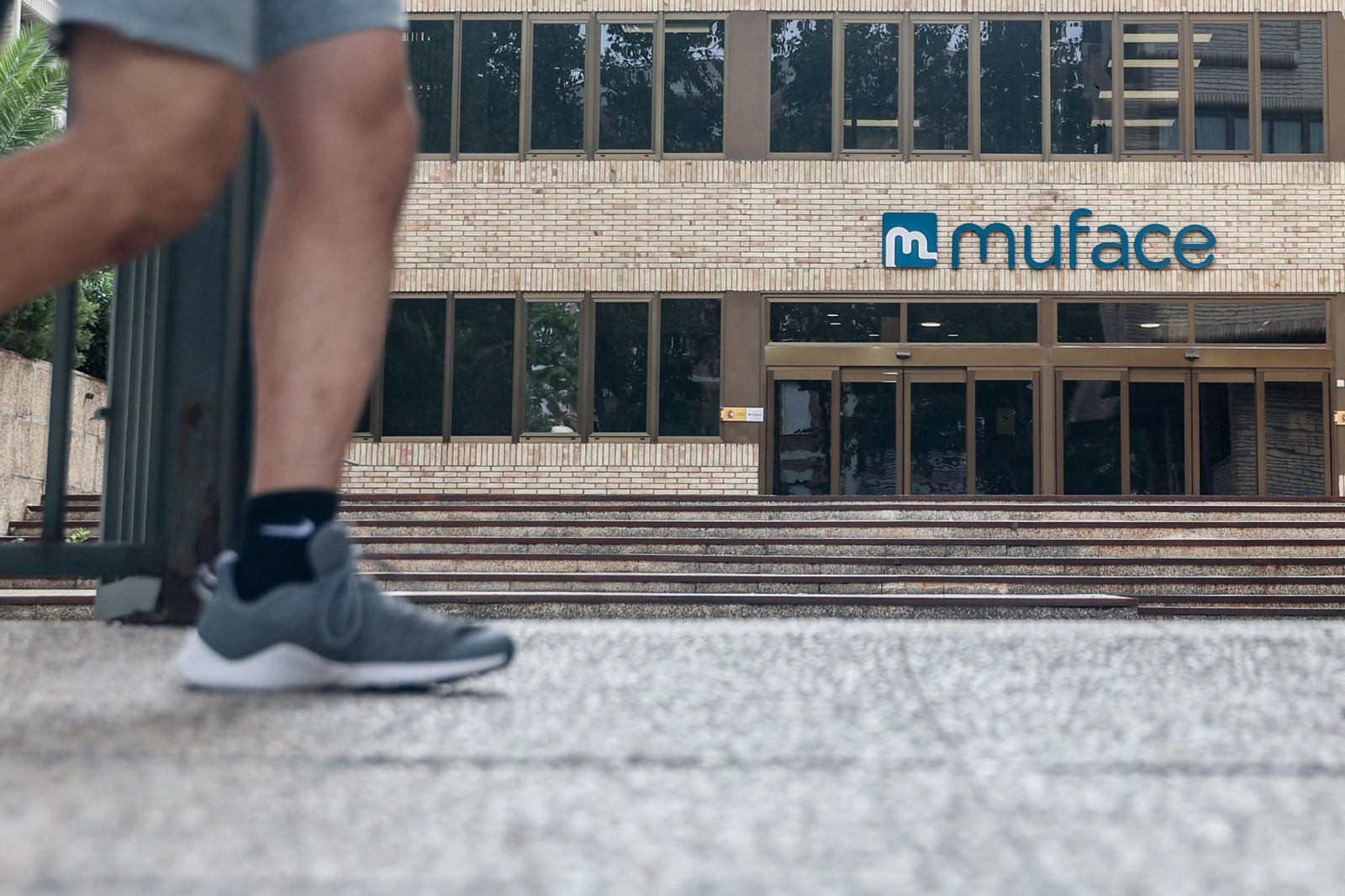 Fachada de un edificio de Muface Fachada de un edificio de Muface