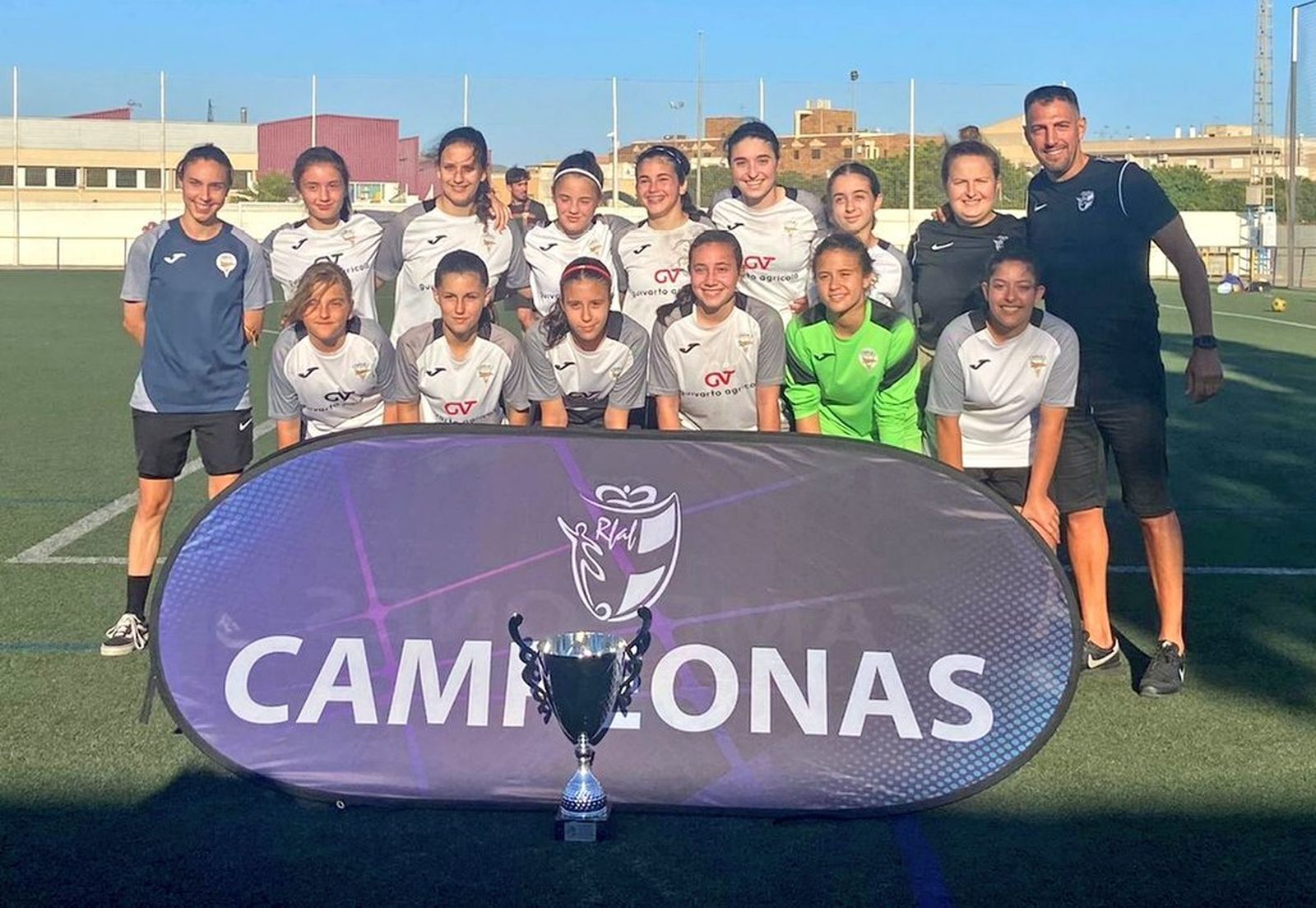 Imágenes de los equipos campeones de Almería de fútbol y fútbol sala