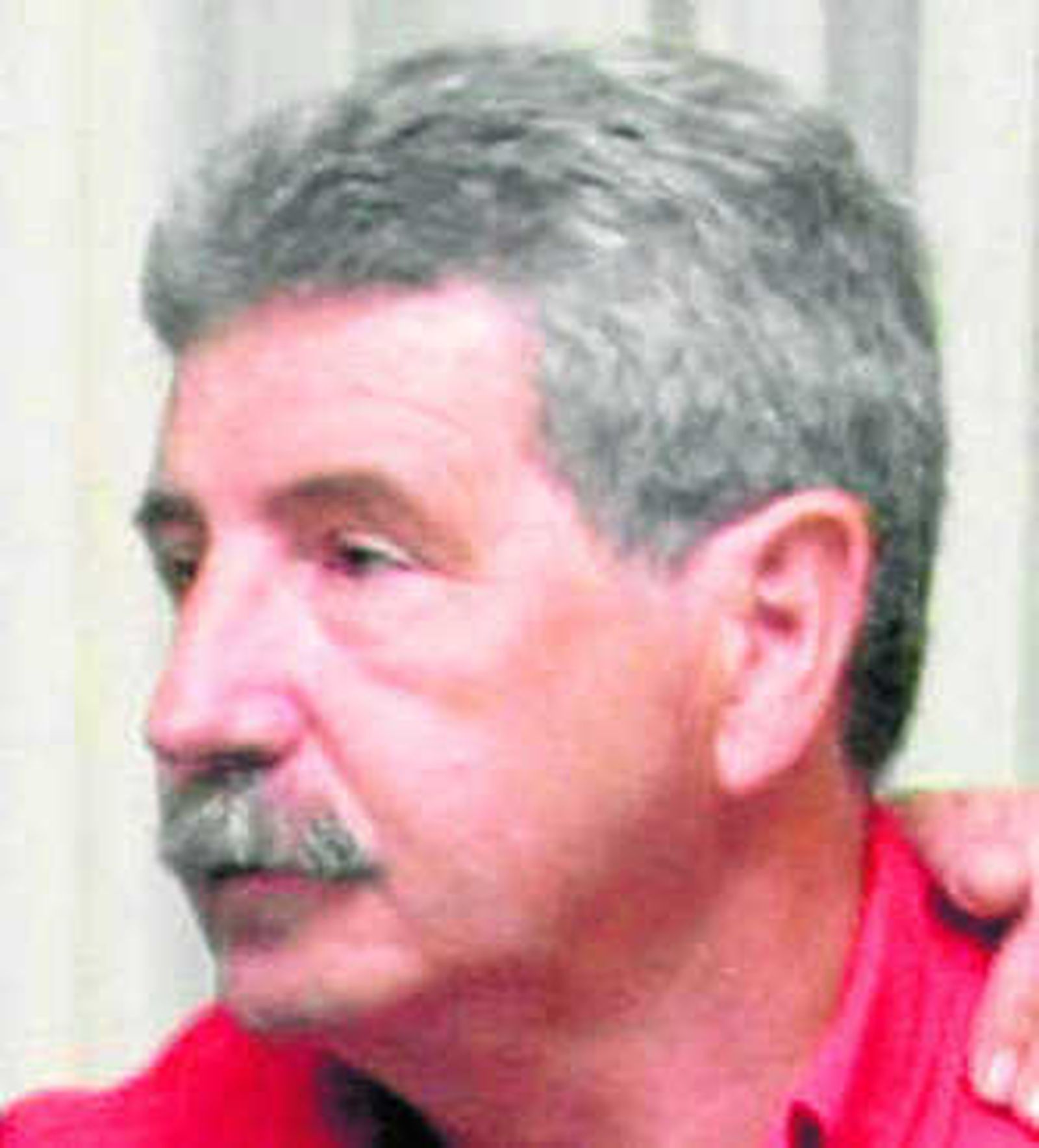 Muere el ex parlamentario de IU Juan Vicente Acuña