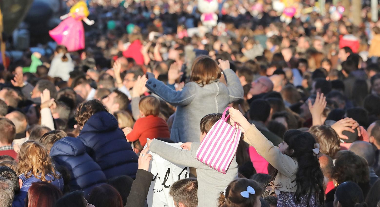 Imágenes de la cabalgata de Reyes Magos 2019 en Jerez