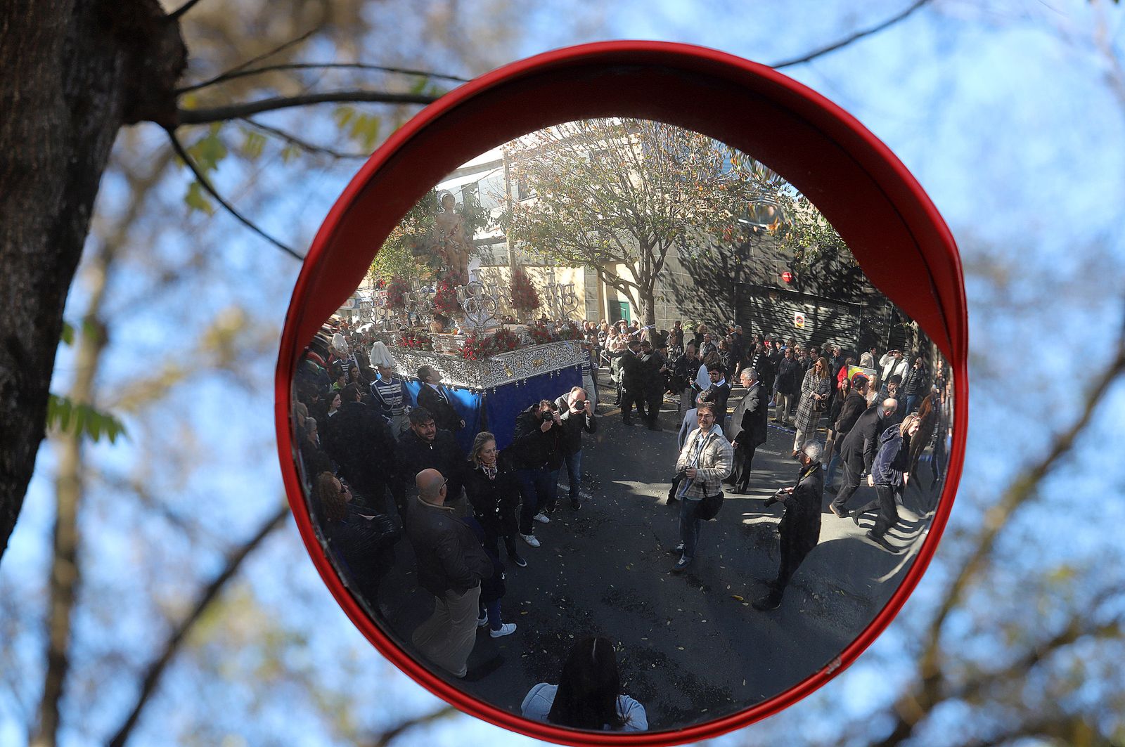 Imágenes de la procesión de San Sebastián en Huelva