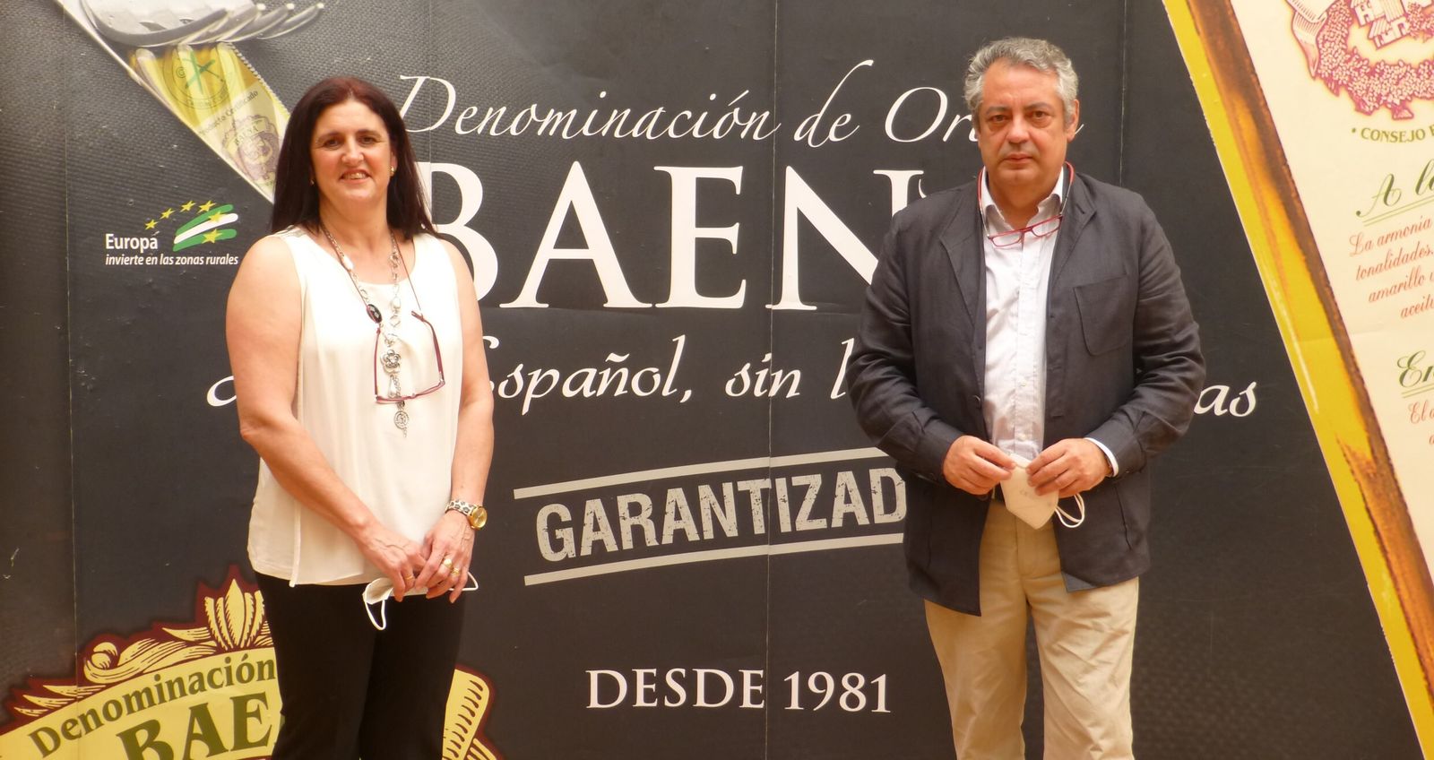 María del Carmen Baena y Javier Alcalá, vicepresidenta y presidente de la DOP del Aceite de Baena.