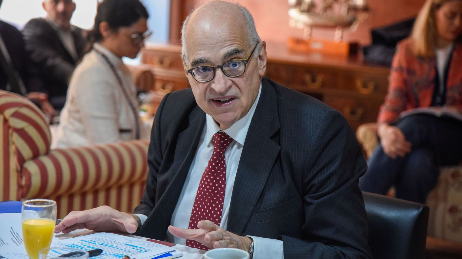 Federico Plaza, director de Relaciones Corporativas y Asuntos Públicos de Roche Farma.