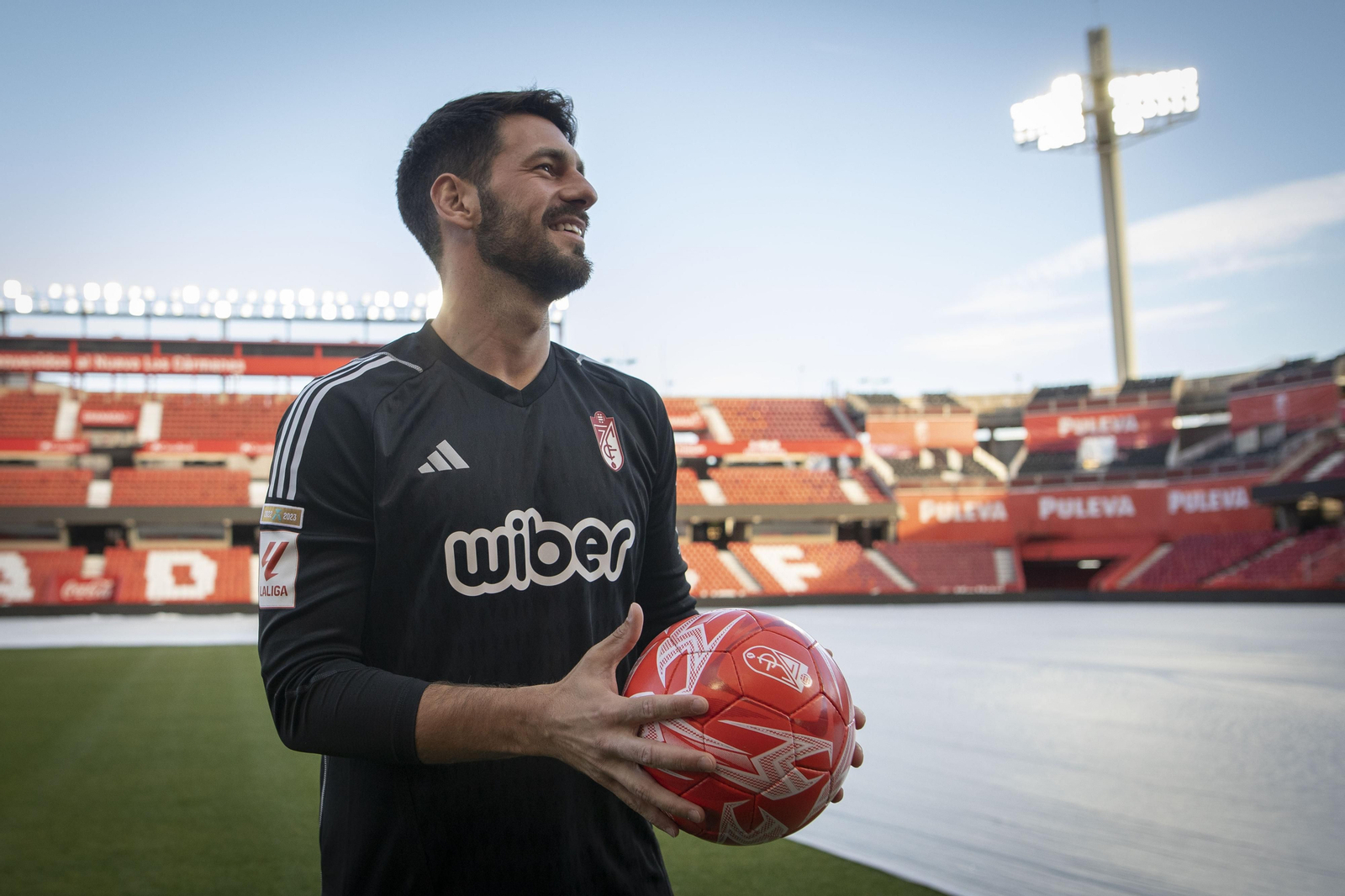 Augusto Batalla el día de su presentación con el Granada