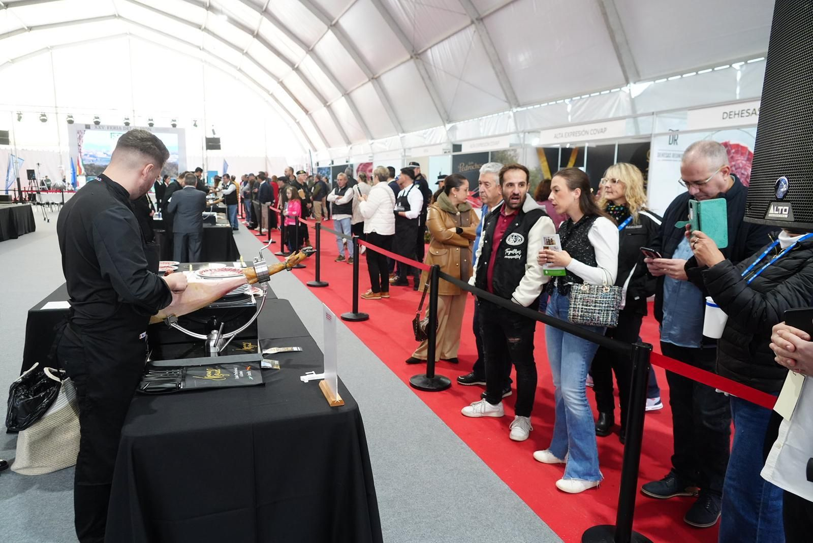 El último día de la Feria del Jamón 100% Ibérico de Los Pedroches