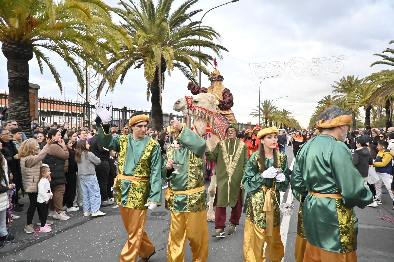 Las mejores fotografías de la llegada de los Reyes Magos a Huelva