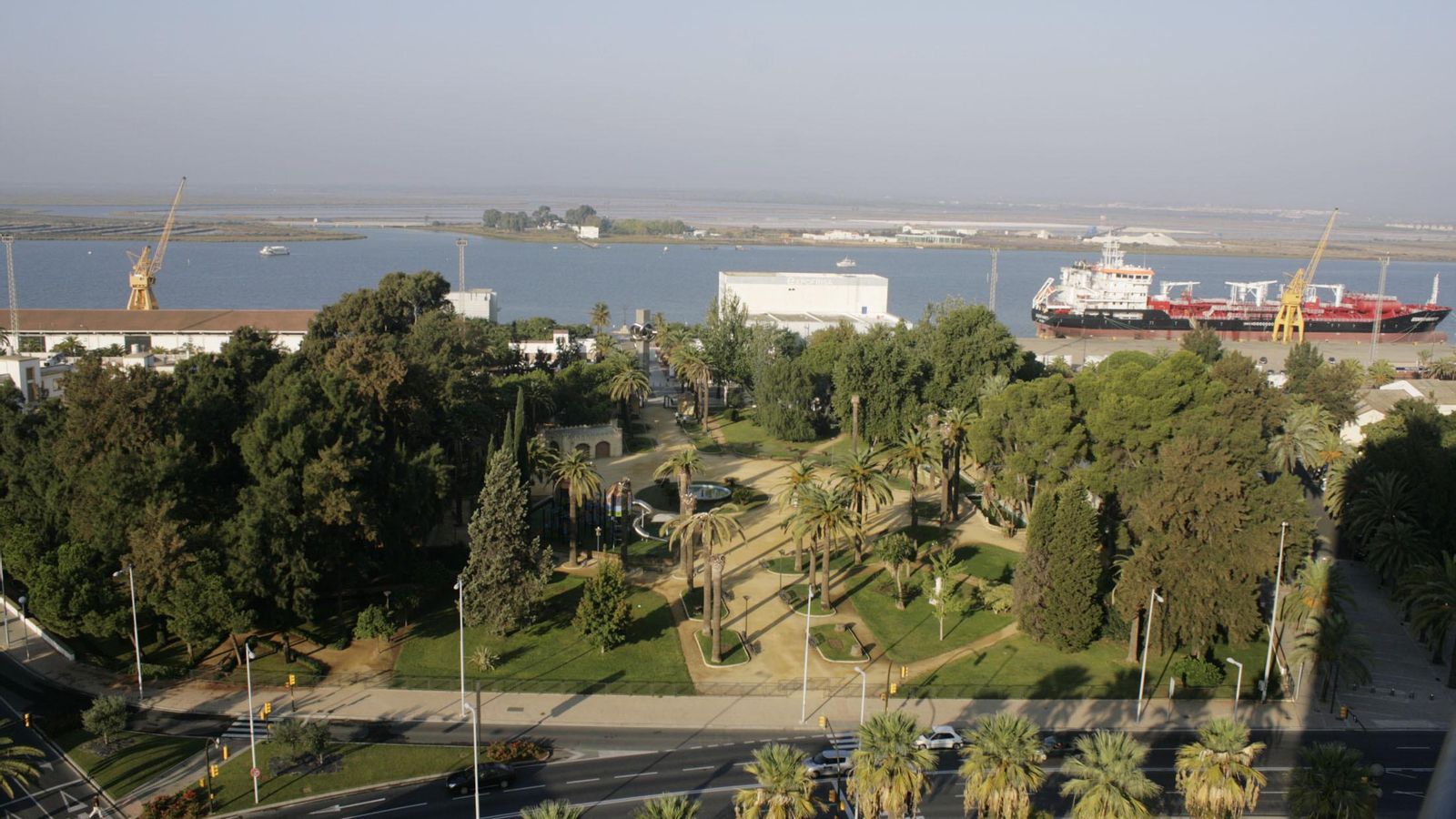 En 1916 se le domina Plaza del 12 de Octubre al lugar que comunica con la Ría.