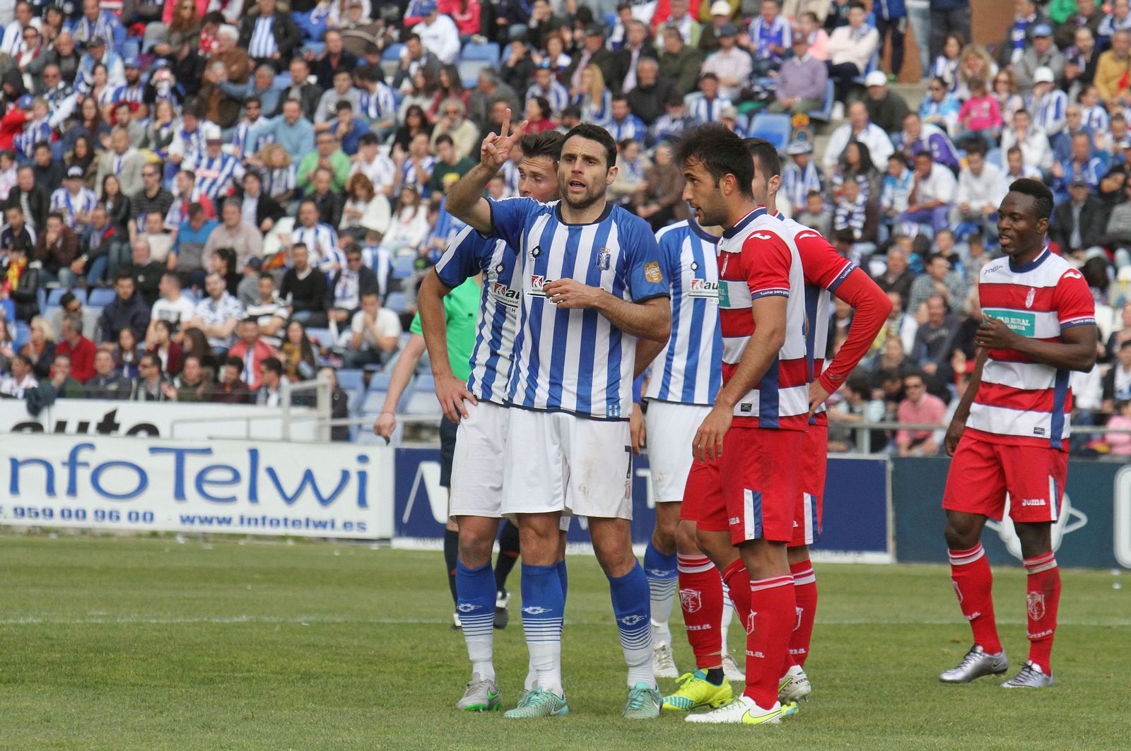 Así vivió Huelva el 'último partido' de la historia del Recre
