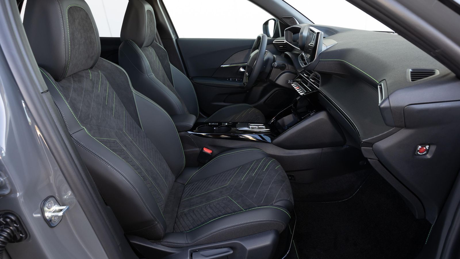 Con estos asientos y sus regulaciones, el 2008 se percibe cómodo, incluso en trayectos de larga duración.