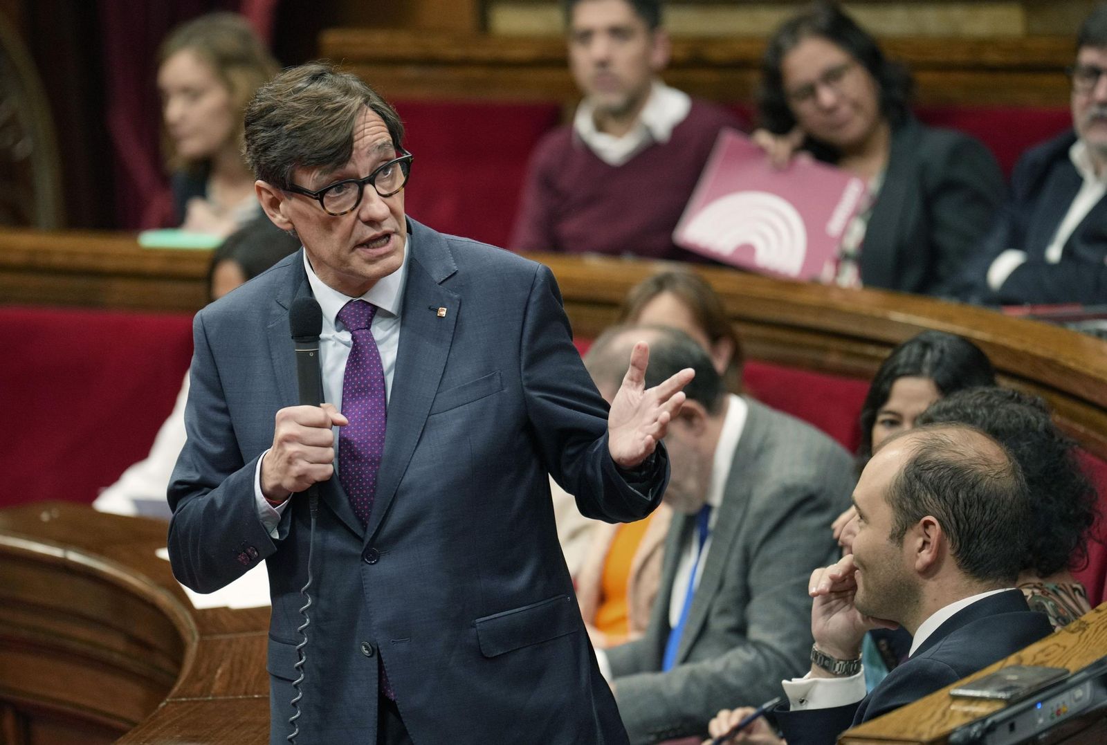 El presidente catalán, Salvador Illa, en el 'Parlament' este miércoles.