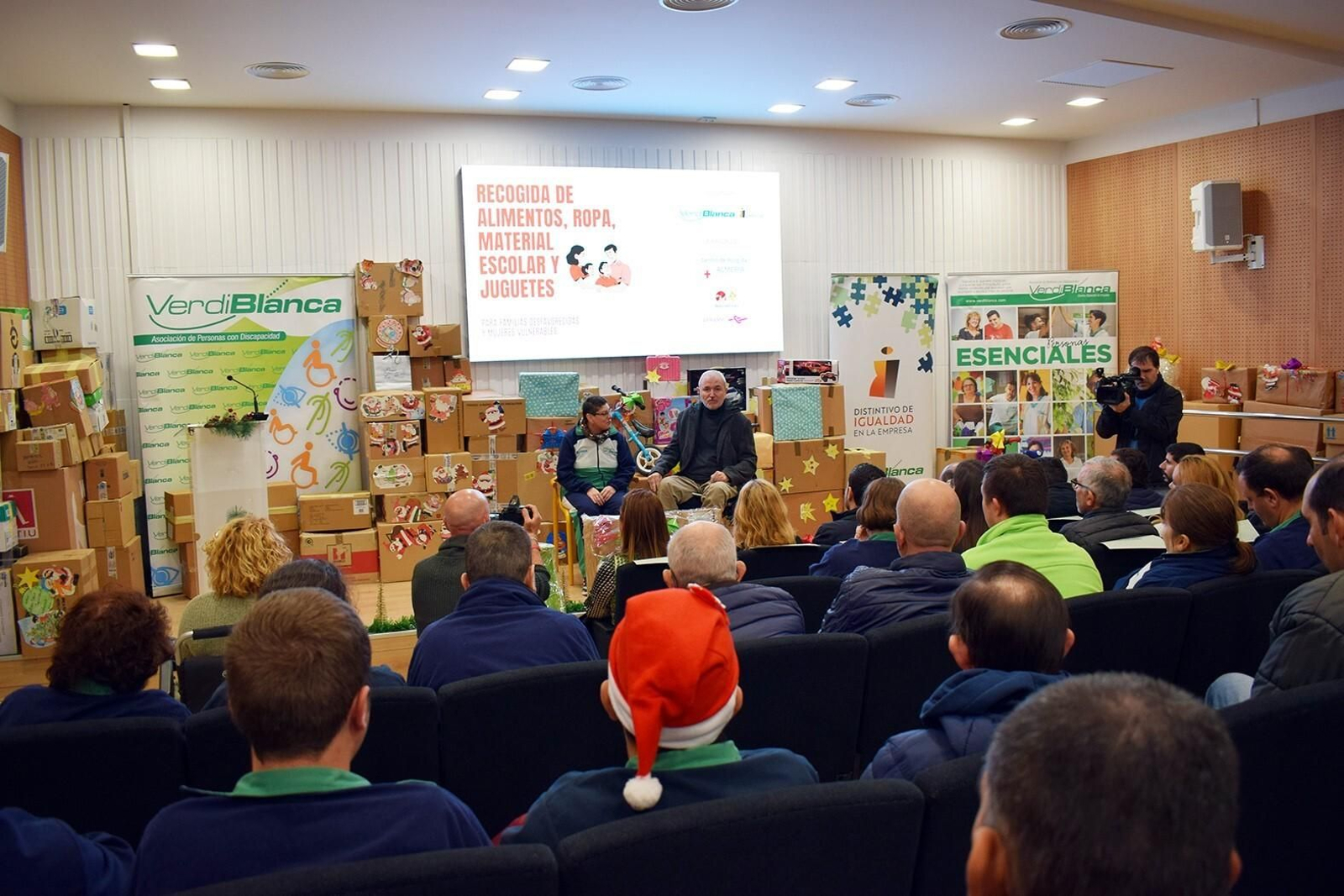 Donación de la Asociación Verdiblanca