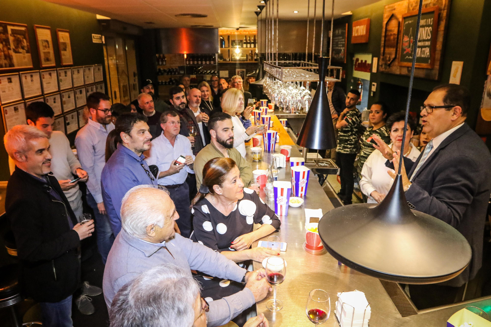 Las fotos de la celebración en el restaurante KGB de los éxitos de 2019