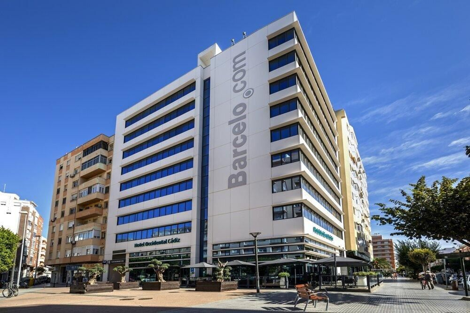 El hotel Barceló Occidental de Cádiz, ubicado en la Avenida de Portugal