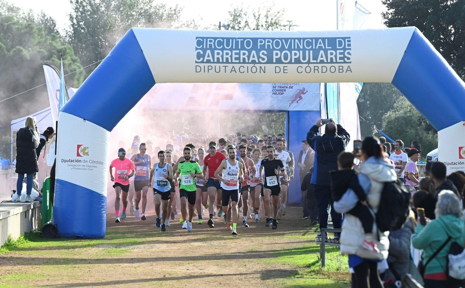 Las mejores fotos de la singular Carrera AJE Córdoba