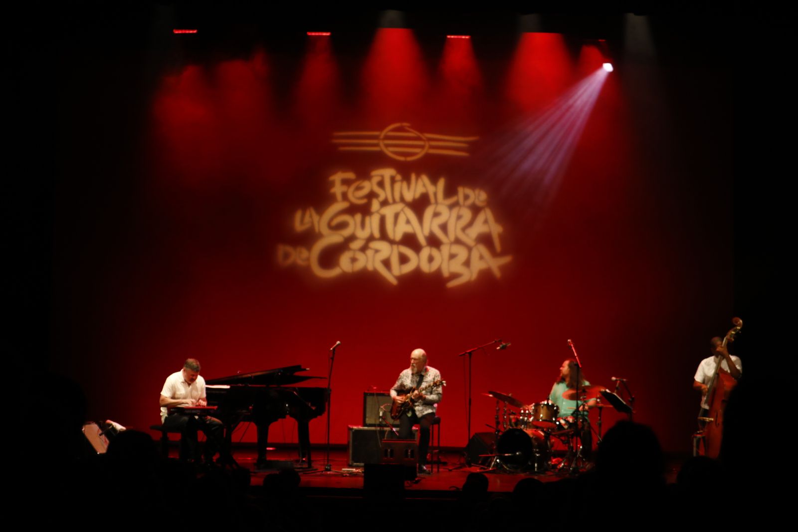 El concierto de John Scofield en el Festival de la Guitarra de Córdoba, en imágenes