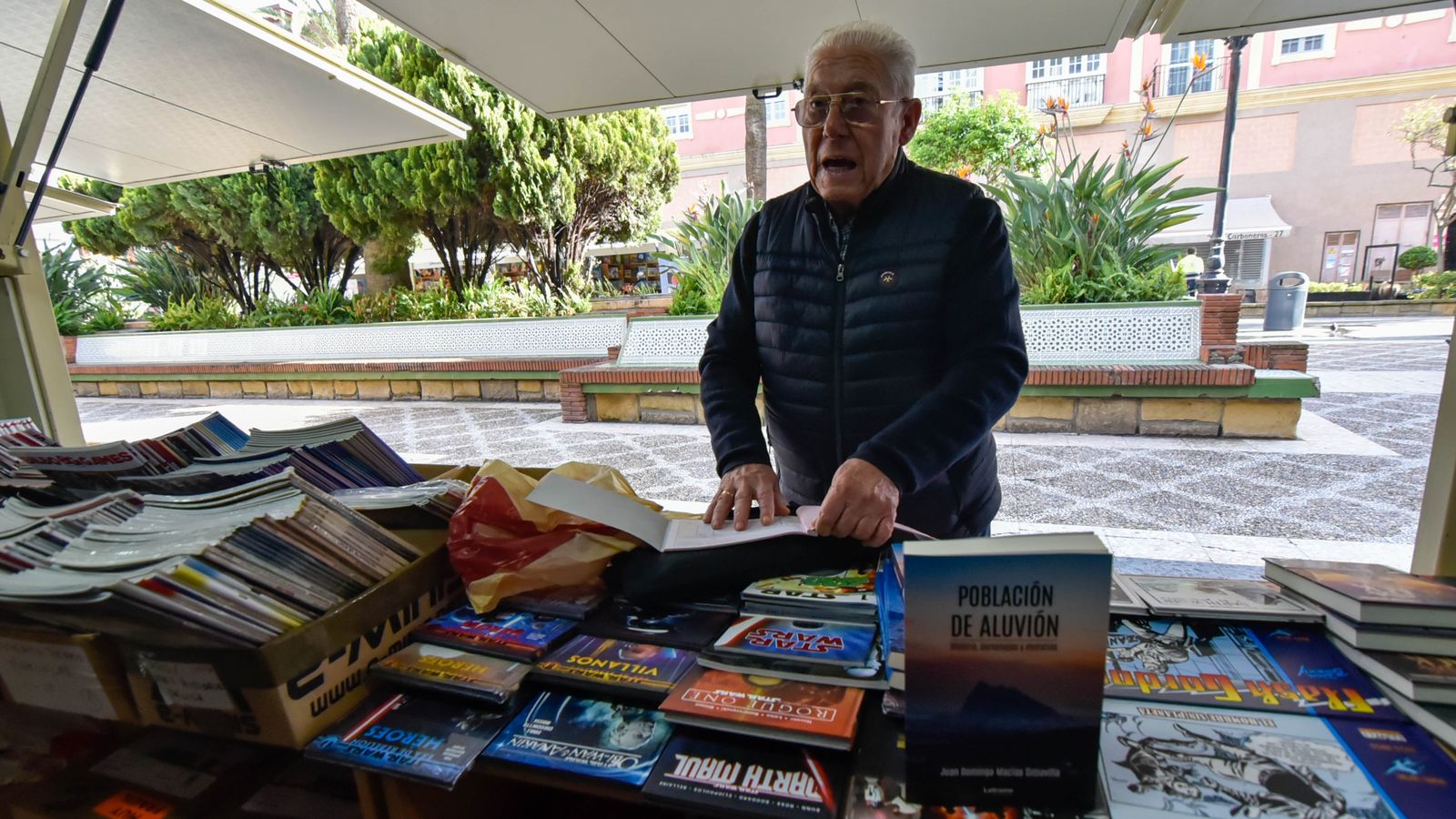 Las fotos de la Feria del Libro de La Línea