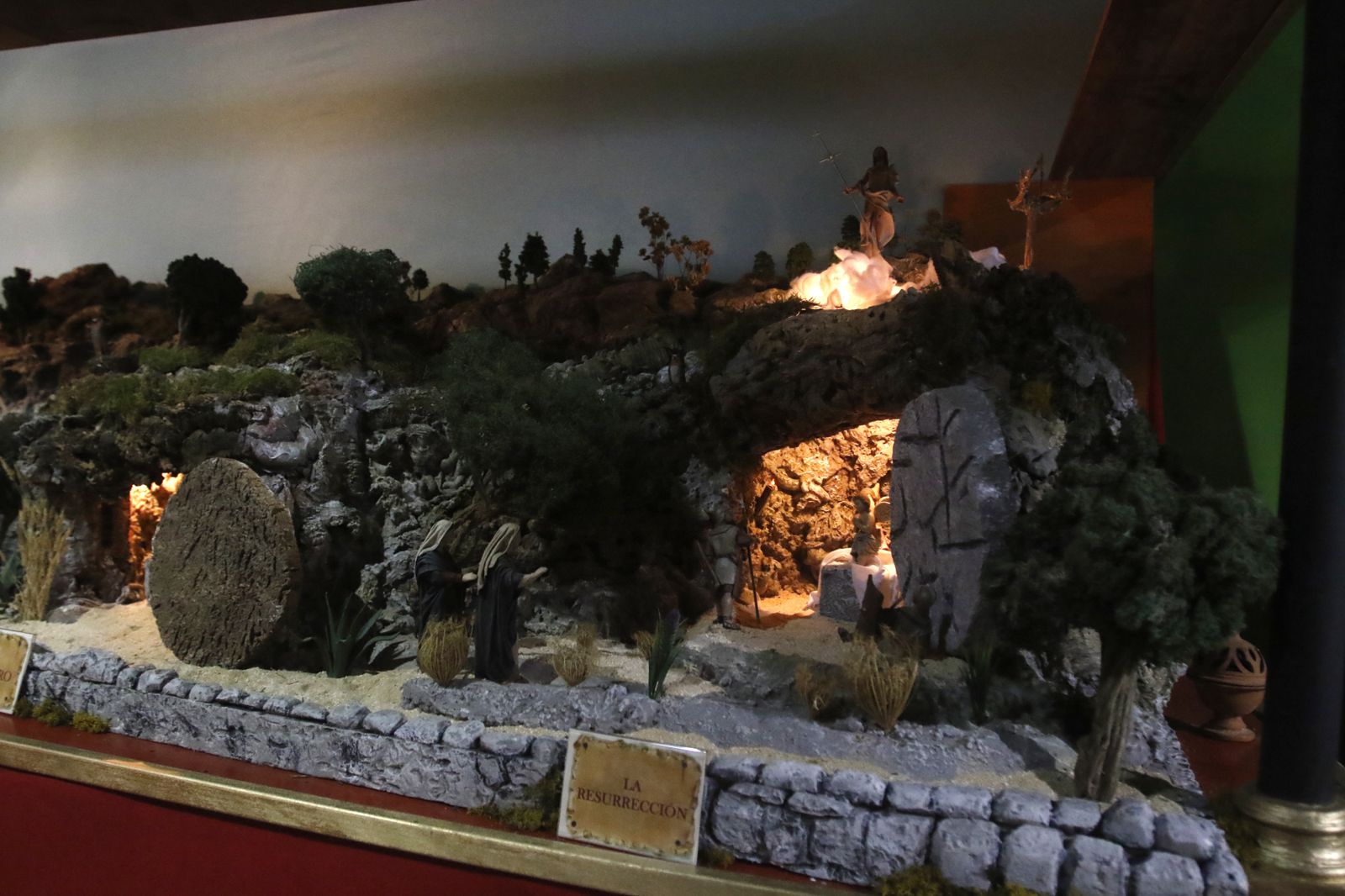 Un recorrido en fotografías por el belén pasionista del centro comercial Zoco de Córdoba