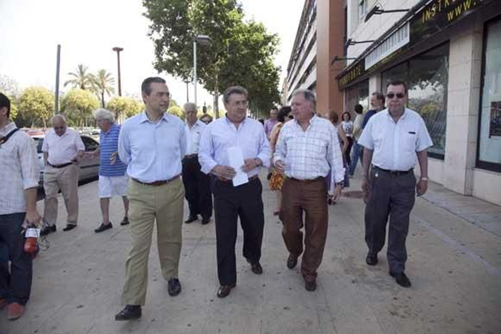 Zoido pide más vigilancia en el Parque de los Perdigones, tomado por indigentes