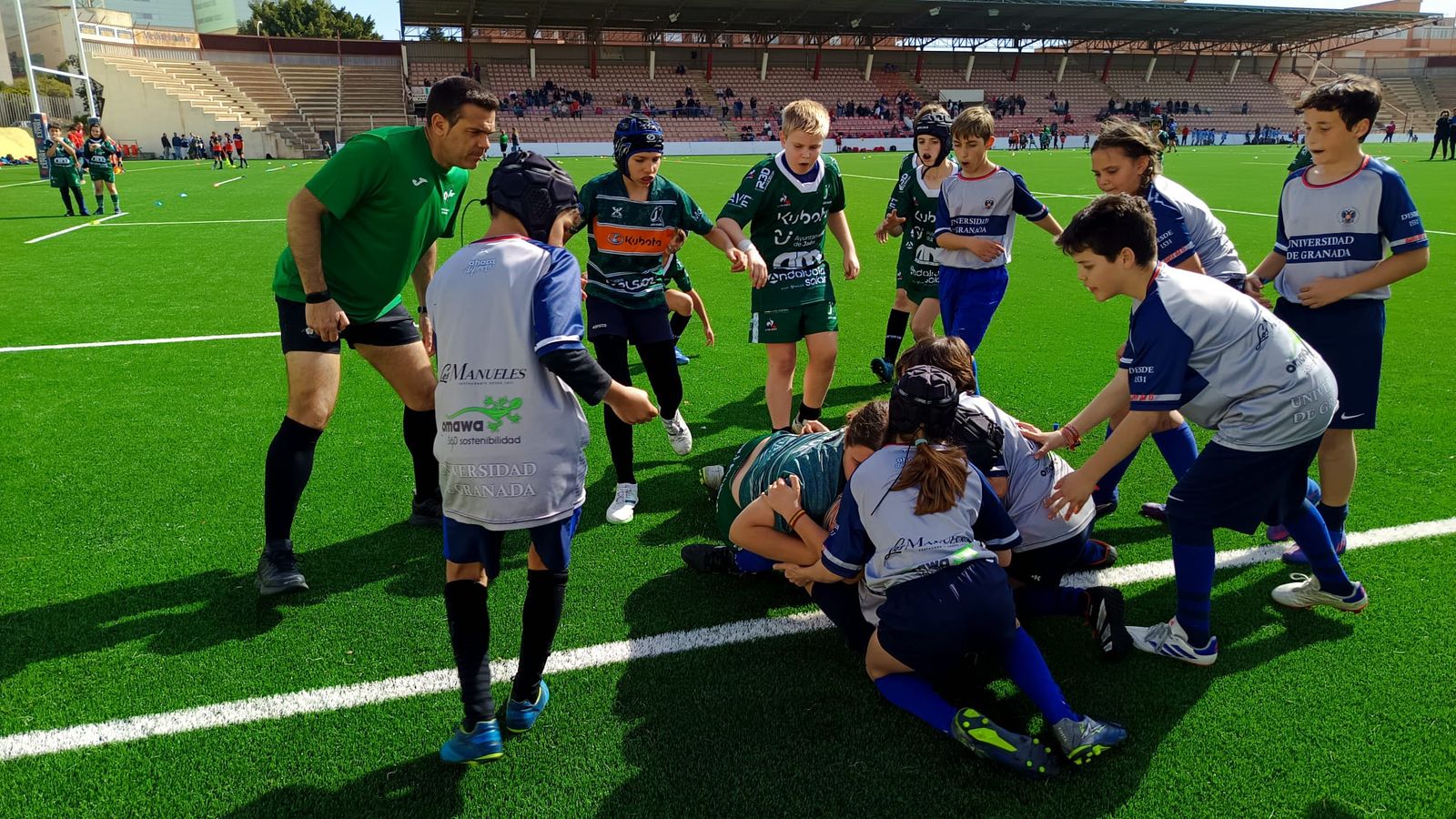 Duelo del equipo M12 del Jaén Rugby.