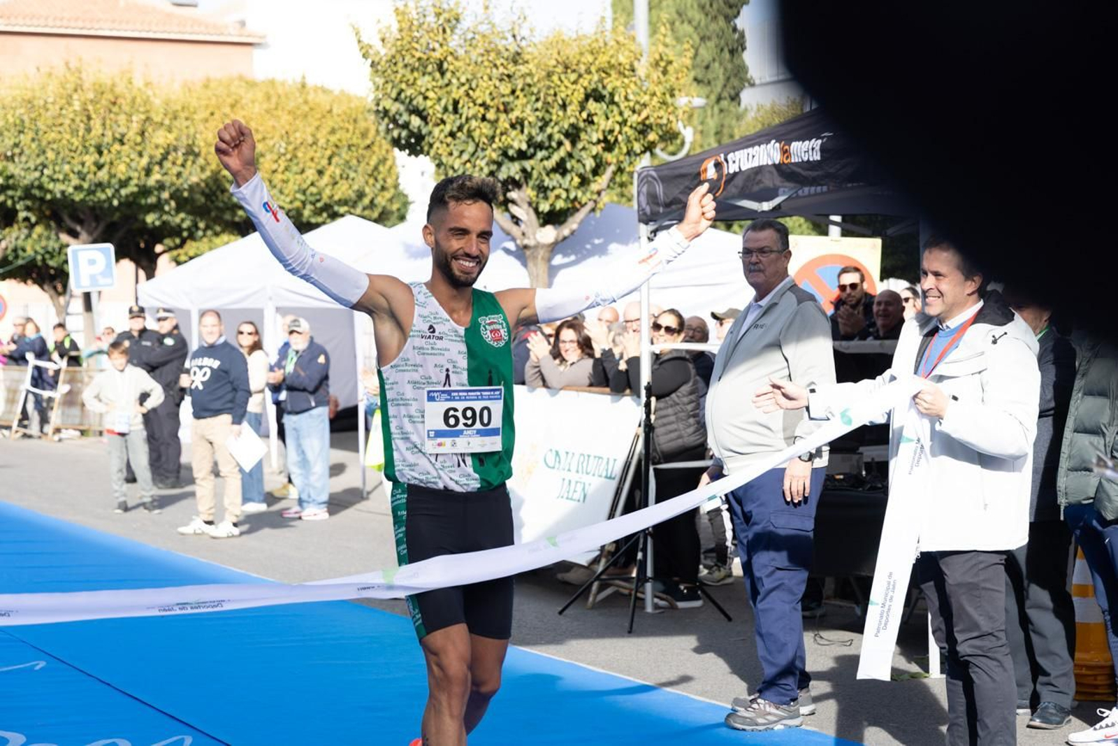 En imágenes: multitudinaria e histórica XXIX Media Maratón 'Ciudad de Jaén' y 10k en memoria de Paco Manzaneda