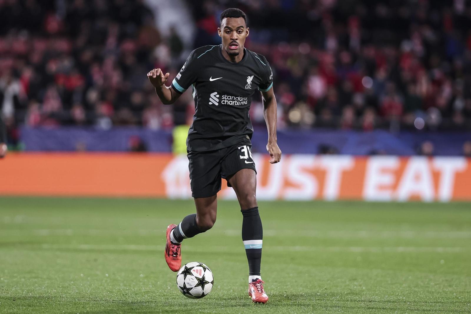 Las fotos del Girona - Liverpool