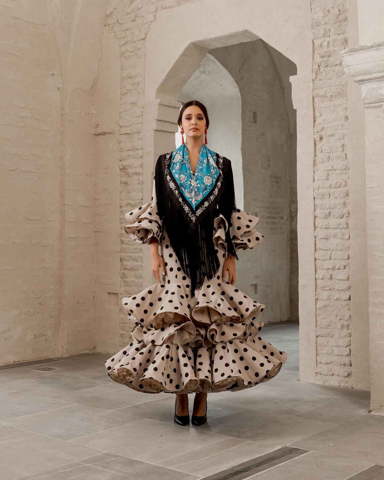 Las nueva colección de moda flamenca de Lina Sevilla, todas las fotos