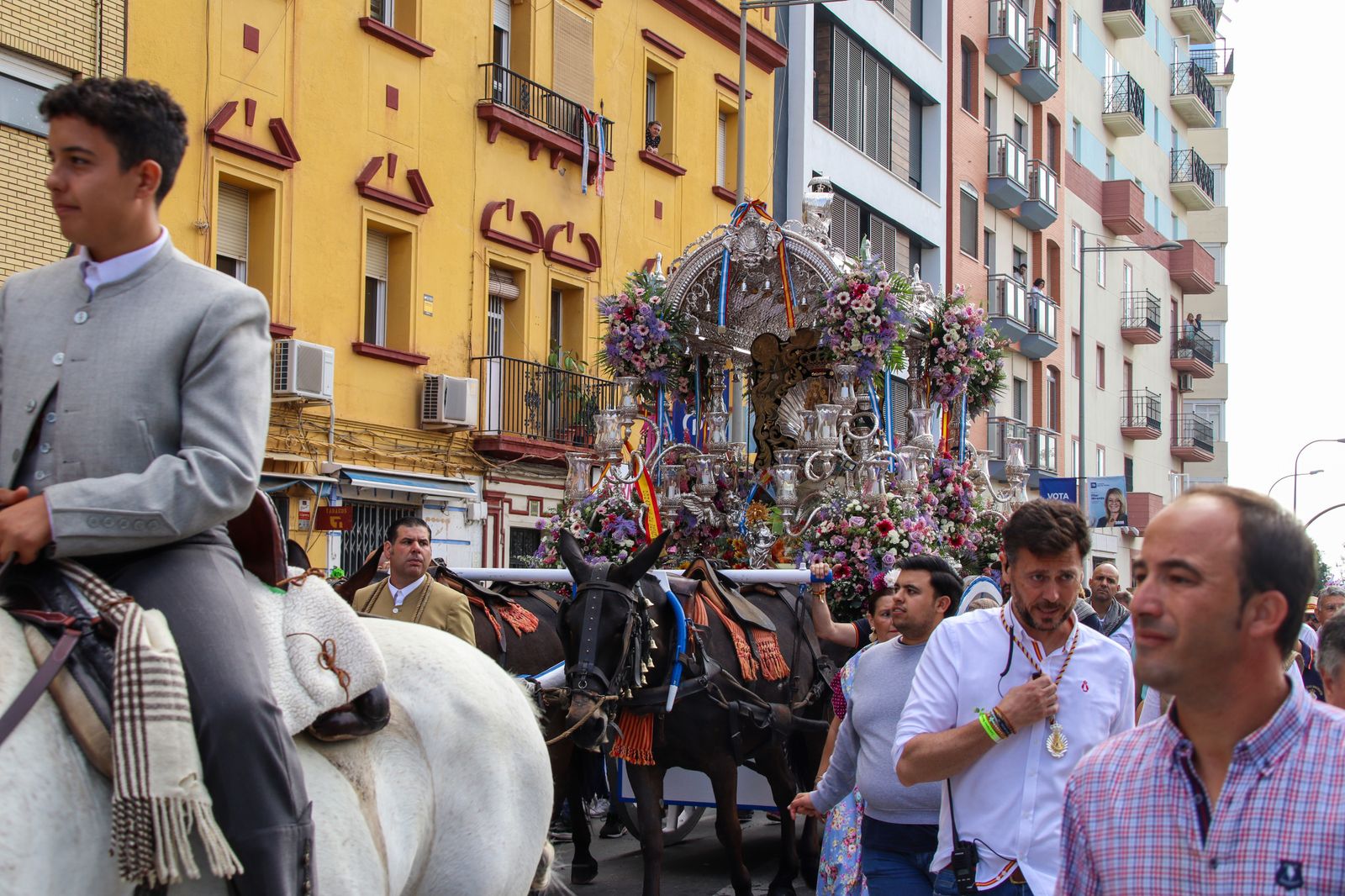 El Rocío 2023: Imágenes de los peregrinos de la Hermandad de Emigrantes