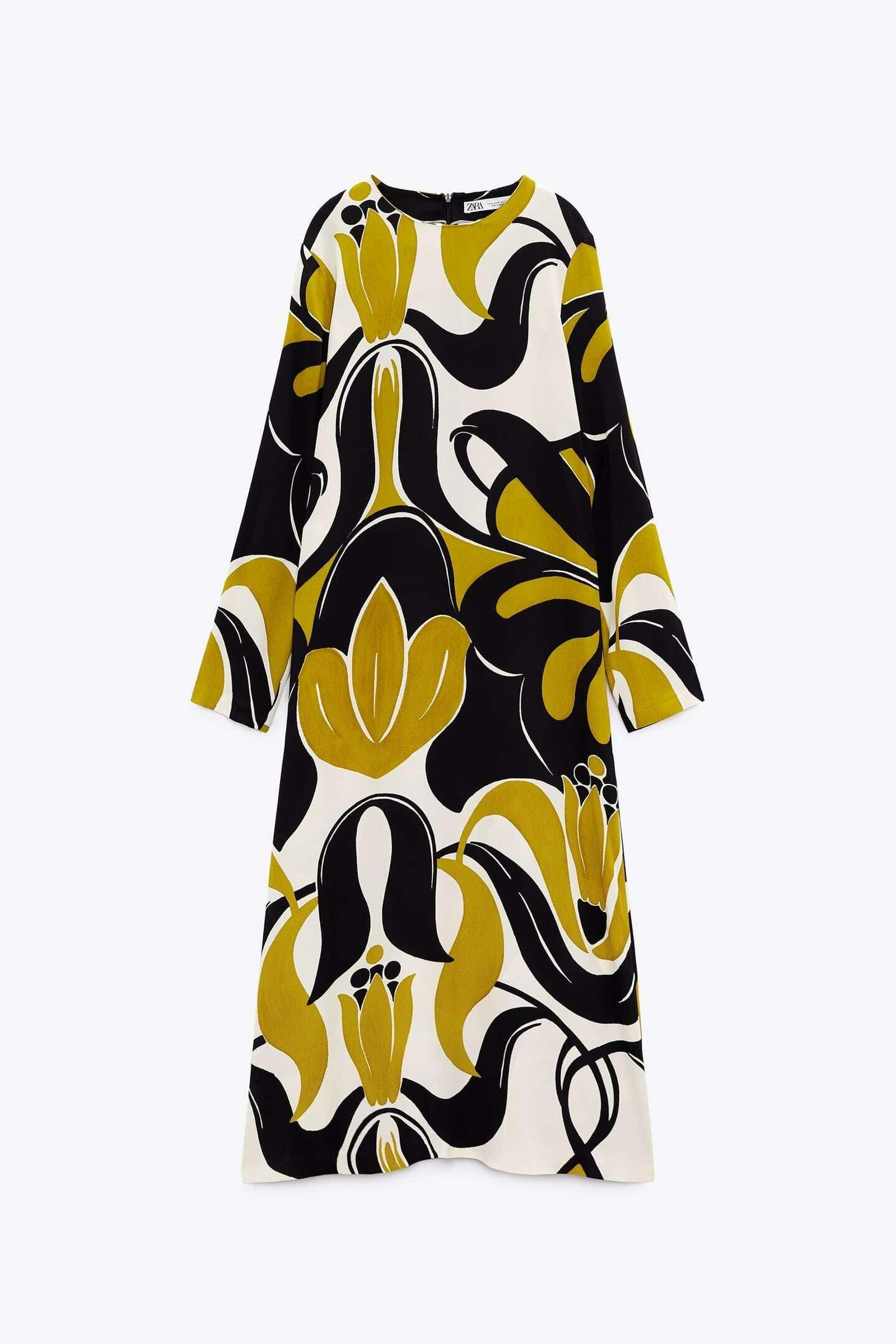 Vestido de Zara.