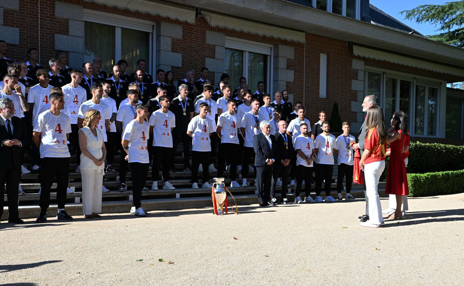 Las fotos de la llegada de los campeones a España