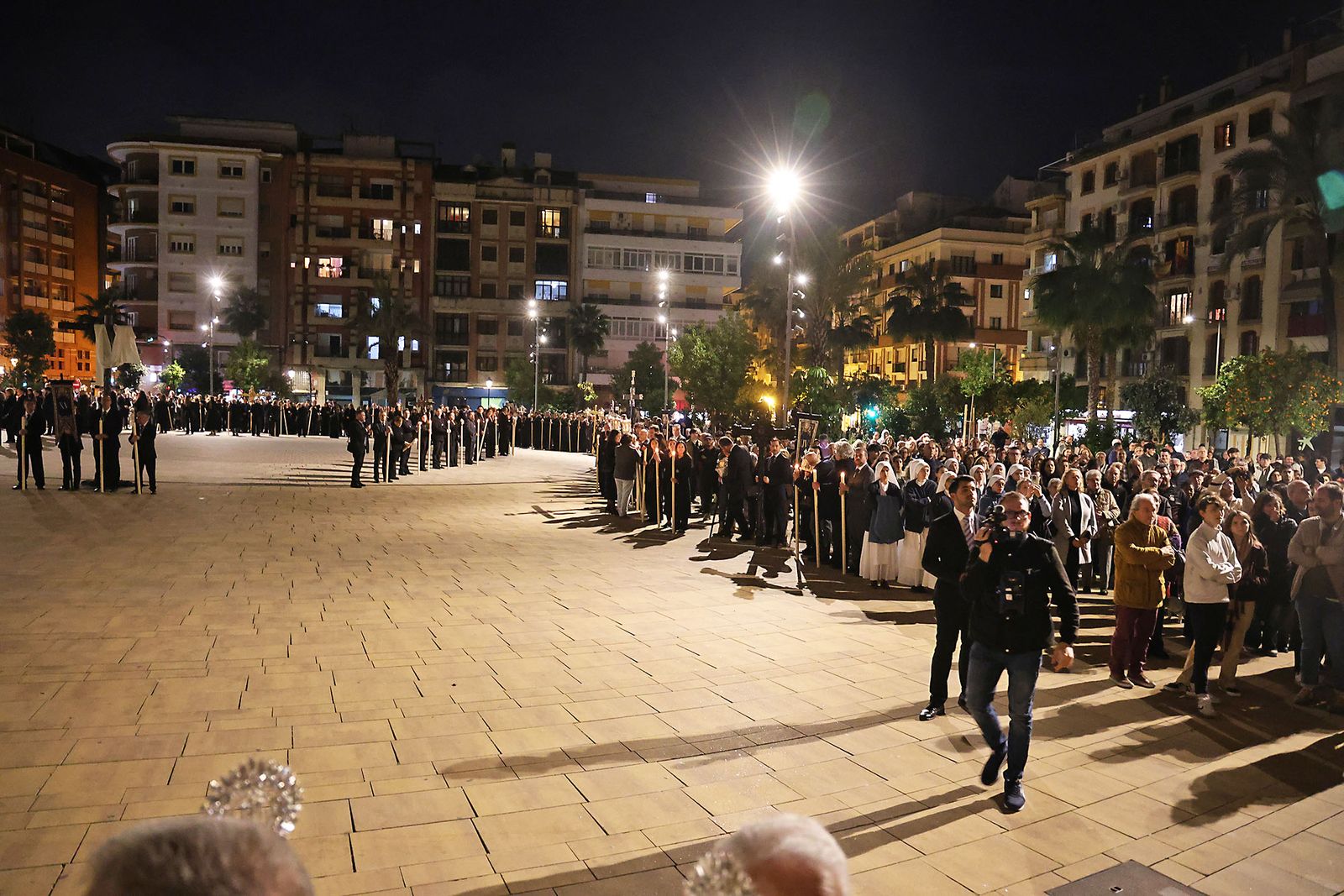 Las fotografías del Vía Crucis de las Hermandades de Huelva