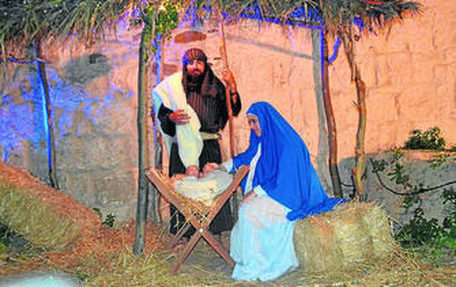Imagen de la Virgen María, el niño Jesús y San José, ayer.