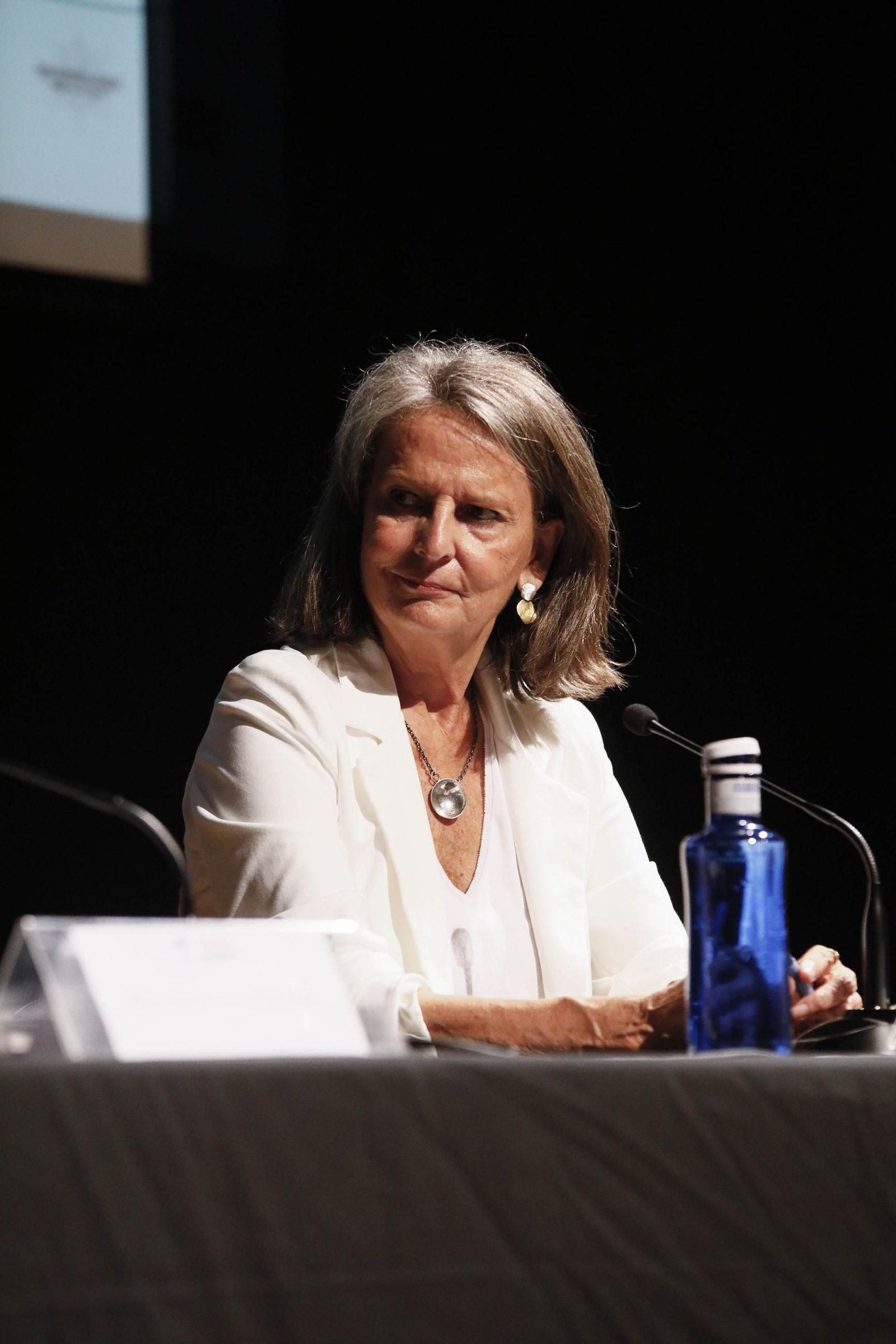 Las imágenes del diario de los libros con Isabel San Sebastián