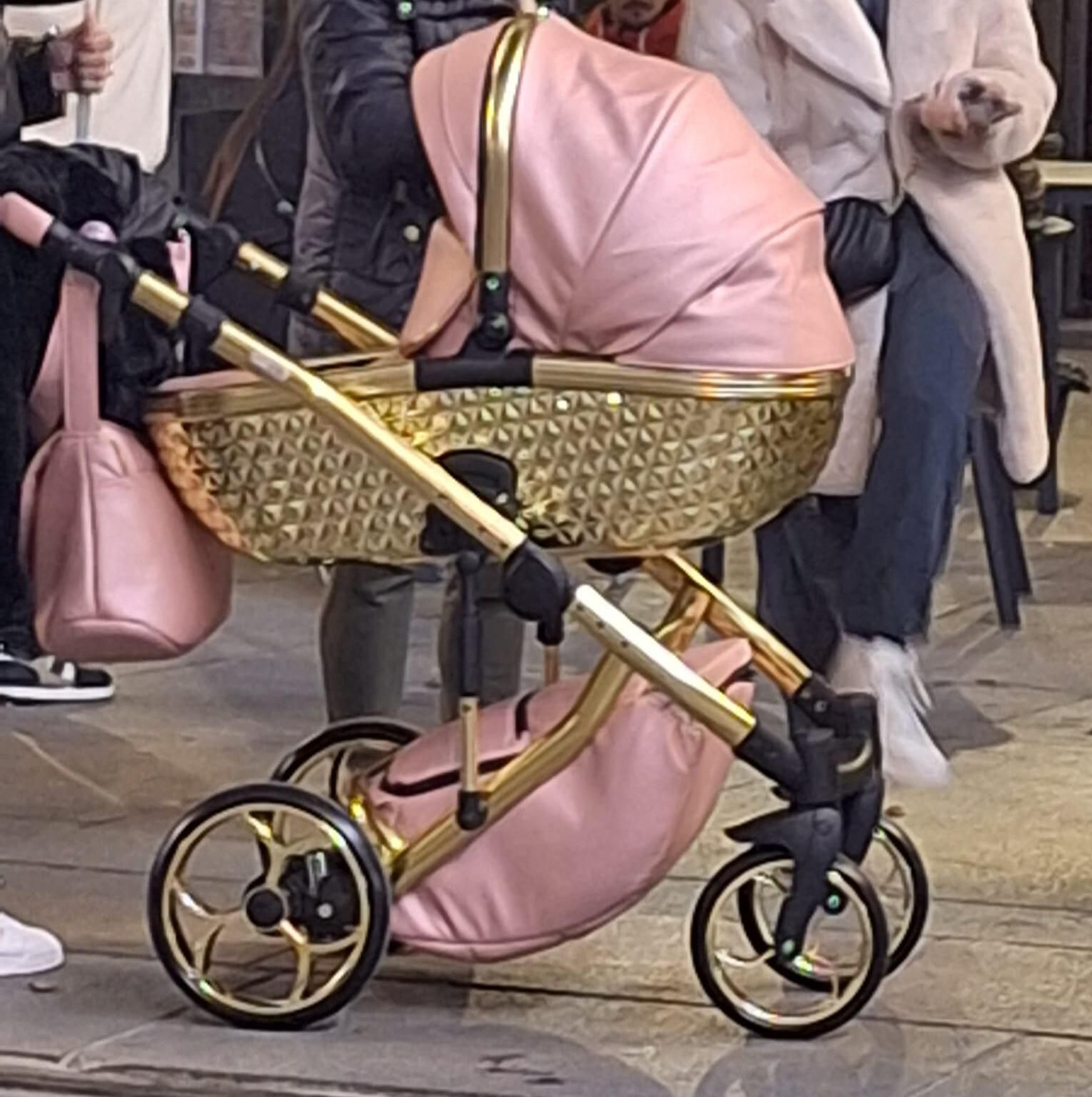 El carrito Happy Sojan, con todos sus detalles.