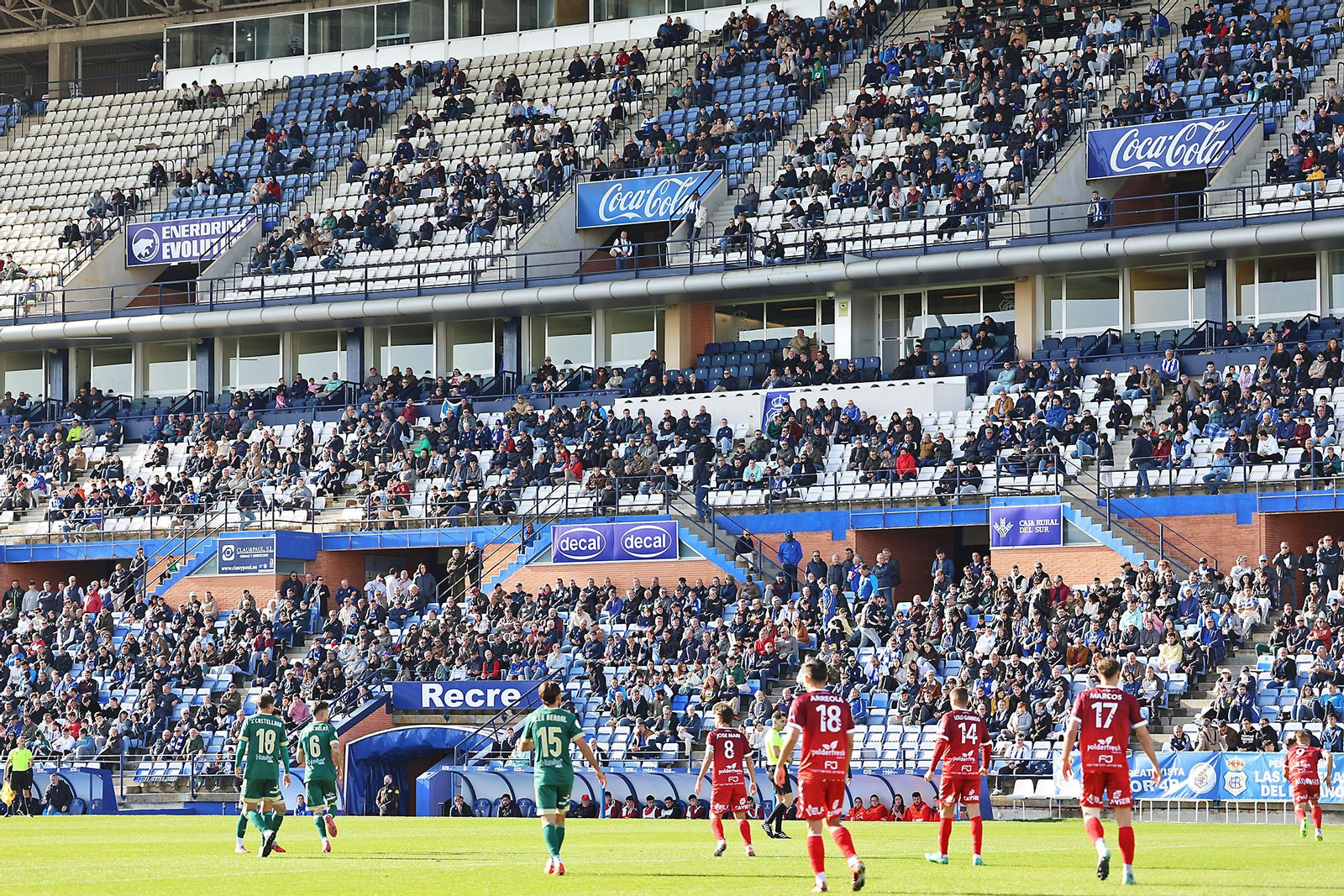 Búscate en las gradas en el Nuevo Colombino en el Recreativo de Huelva - Atlético Antoniano