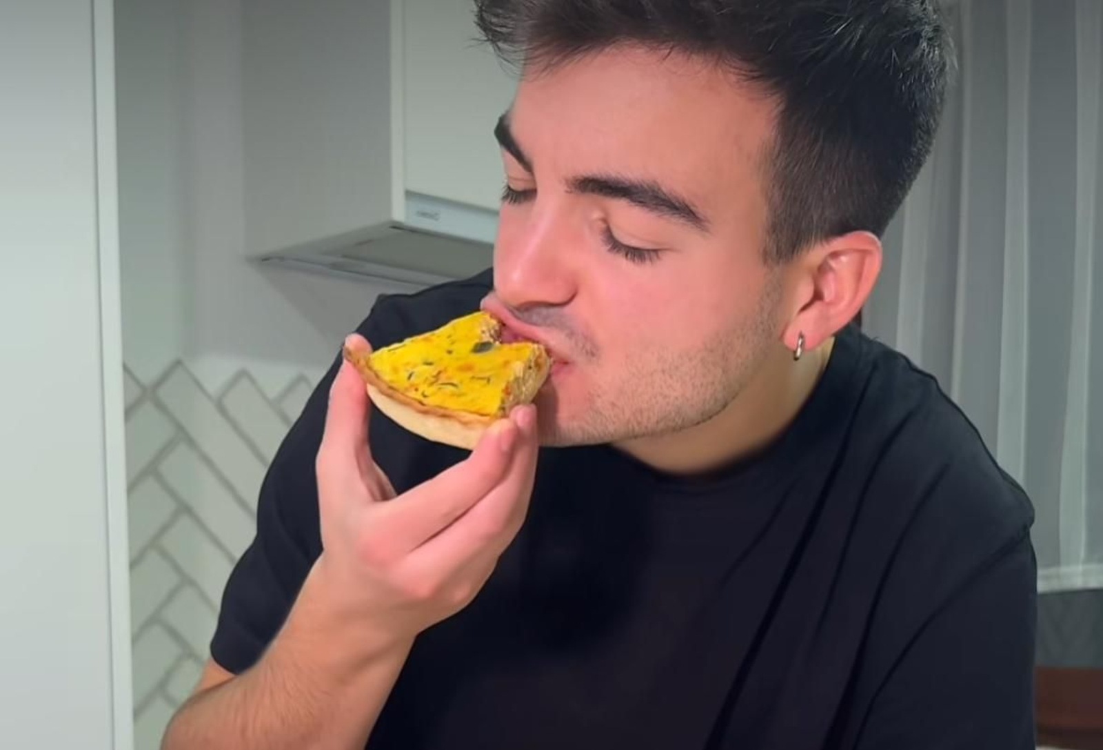 Iñaki Gastro en un vídeo de sus recetas fáciles.