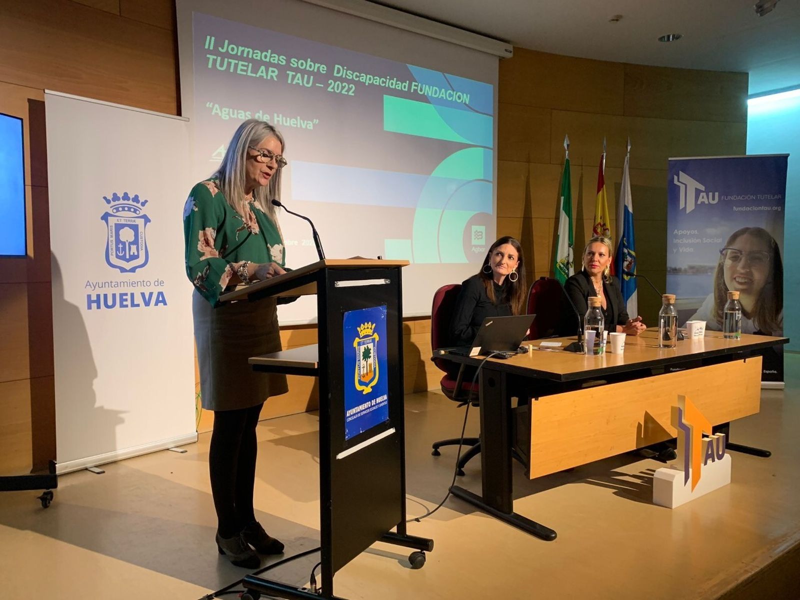 Un momento de la sesión matinal de estas Jornadas que organiza la Fundación Tau.