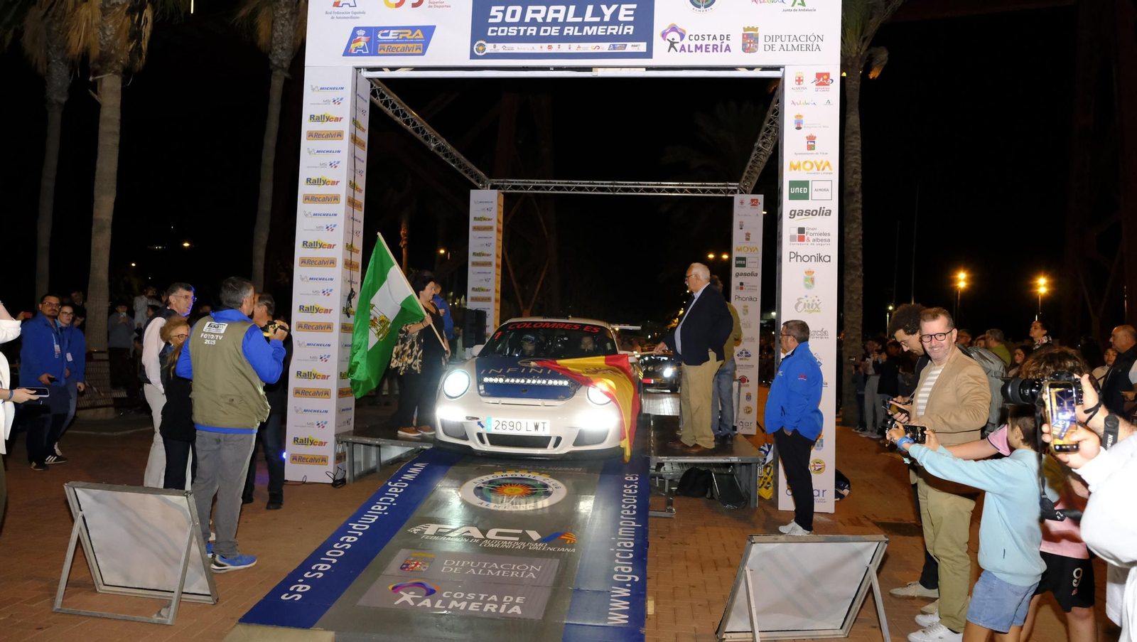 La salida de la 50 edición del Rallye Costa de Almería, en imágenes