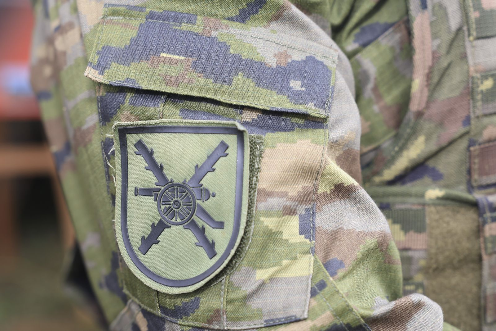 La ministra de Defensa, en el acuartelamiento de Camposoto de San Fernando