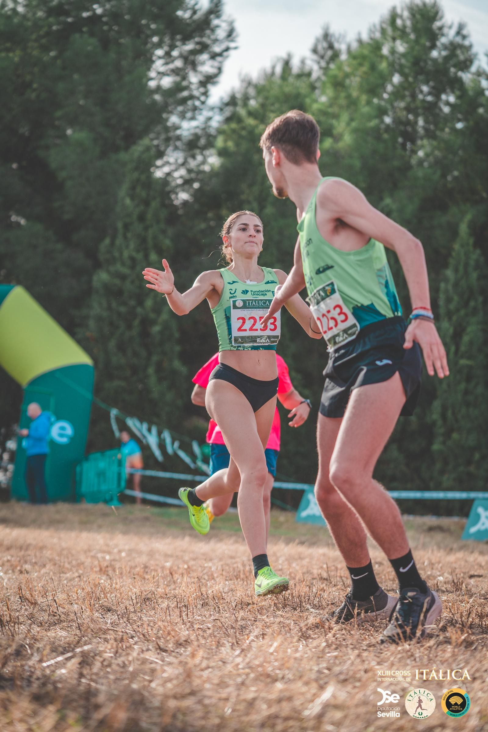 Búscate en las fotos del Cross de Itálica 2025 | 3