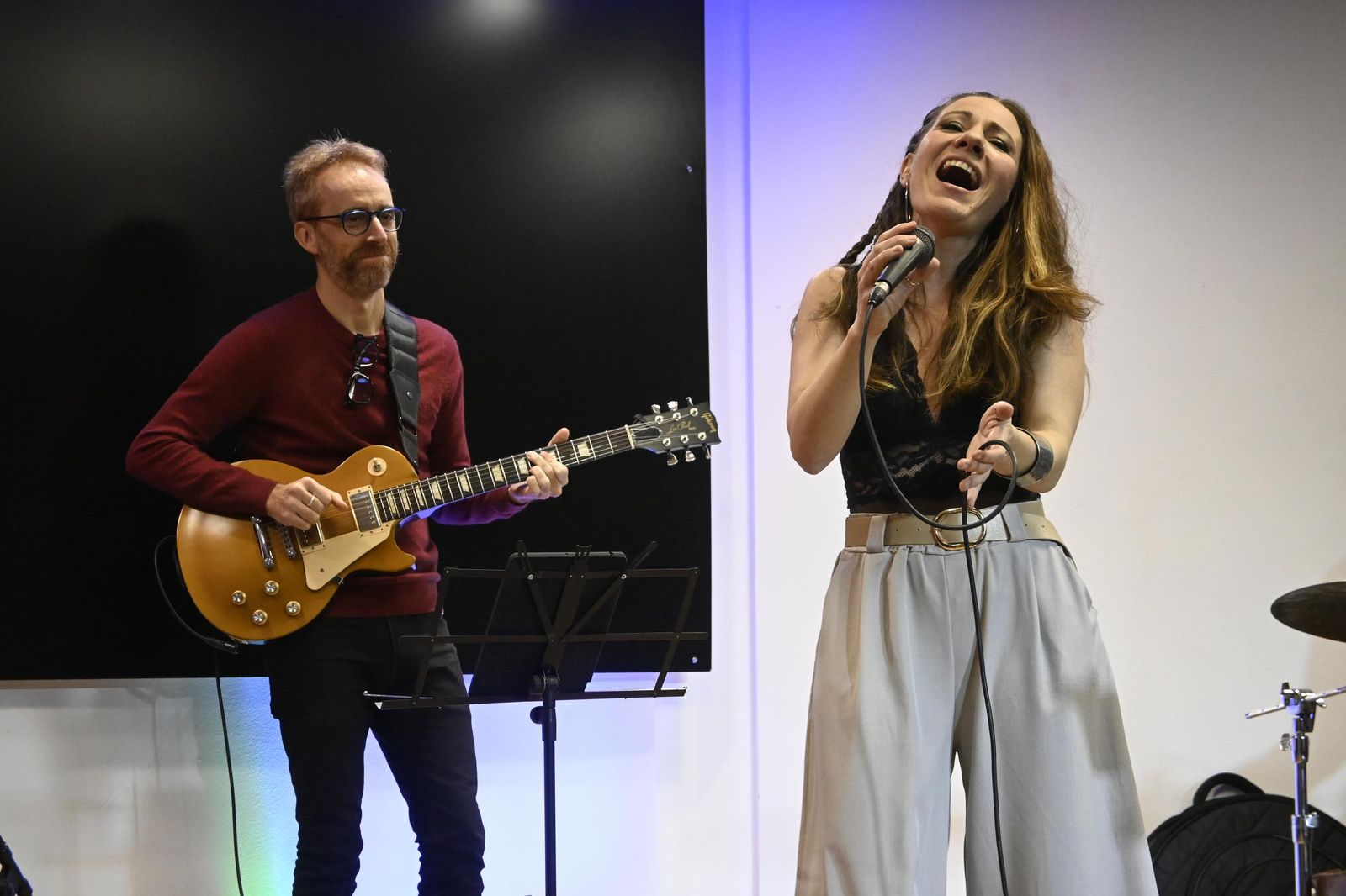 Actuación de Antonia Ferrá dentro del ciclo 'Música y otros ritmos' en imágenes