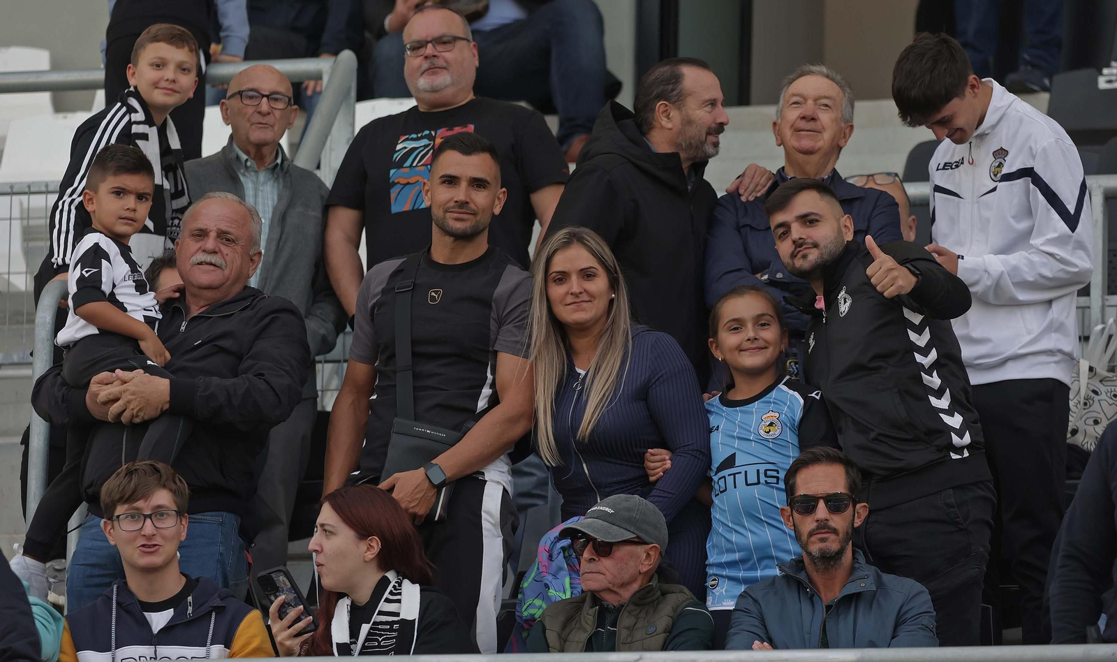 Búscate en el Ciudad de La Línea durante el Balona - Torremolinos