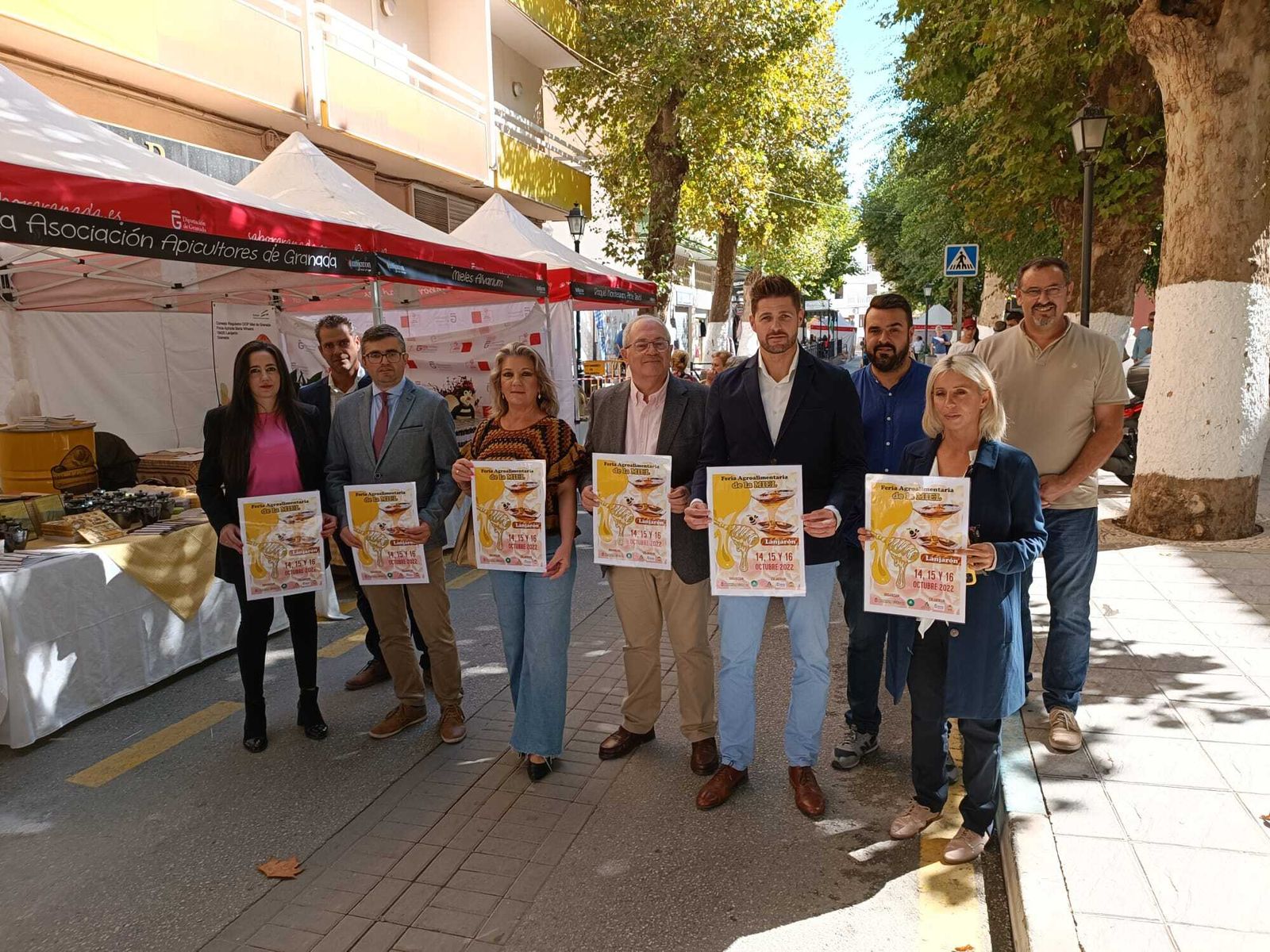 Imagen de la inauguración de la Feria de la Miel en Lanjarón