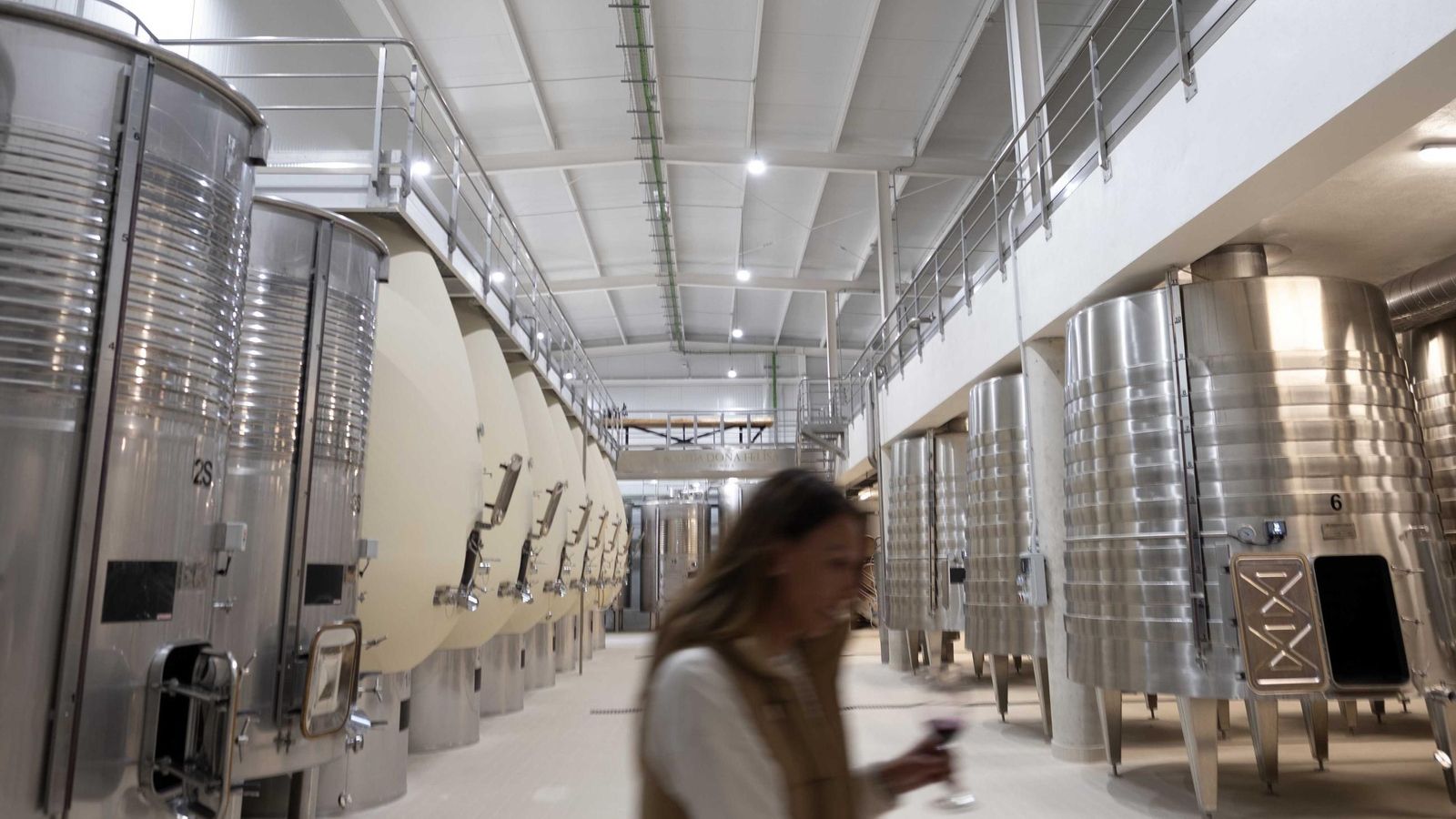 La zona de los depósitos tiene un gran consumo tras la vendimia.