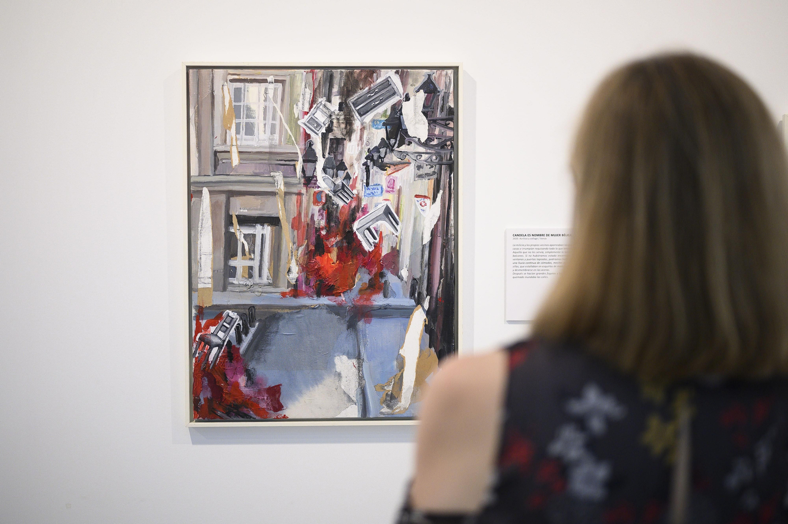 Exposición ‘Azules y Rojos’ de Elvira Martos en la sala Jesús de Perceval.