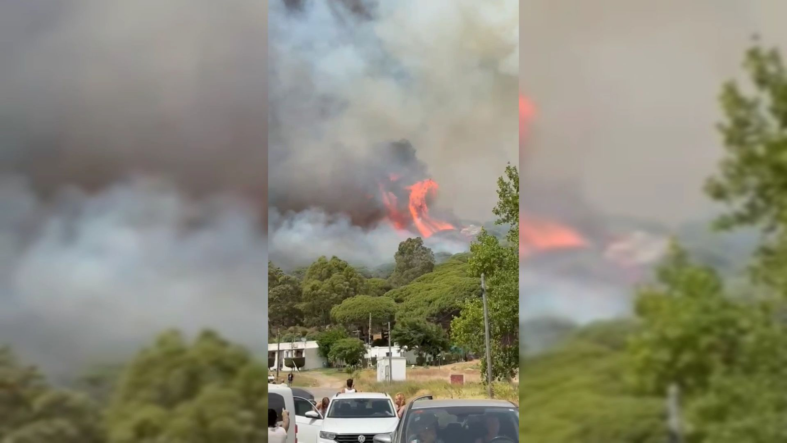 Primeras imágenes del incendio en Torre de la Peña, Tarifa Primeras imágenes del incendio en Torre de la Peña, Tarifa