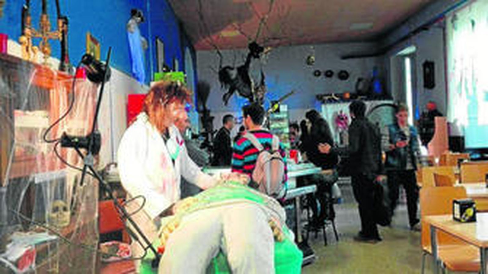 En Granada sigue arraigando la celebración de Halloween.